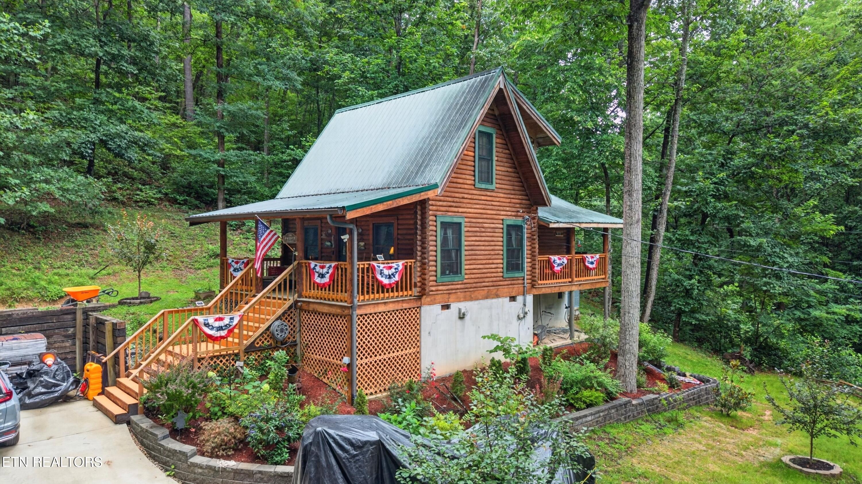 2104 Reid Lane Pigeon Forge TN 37876