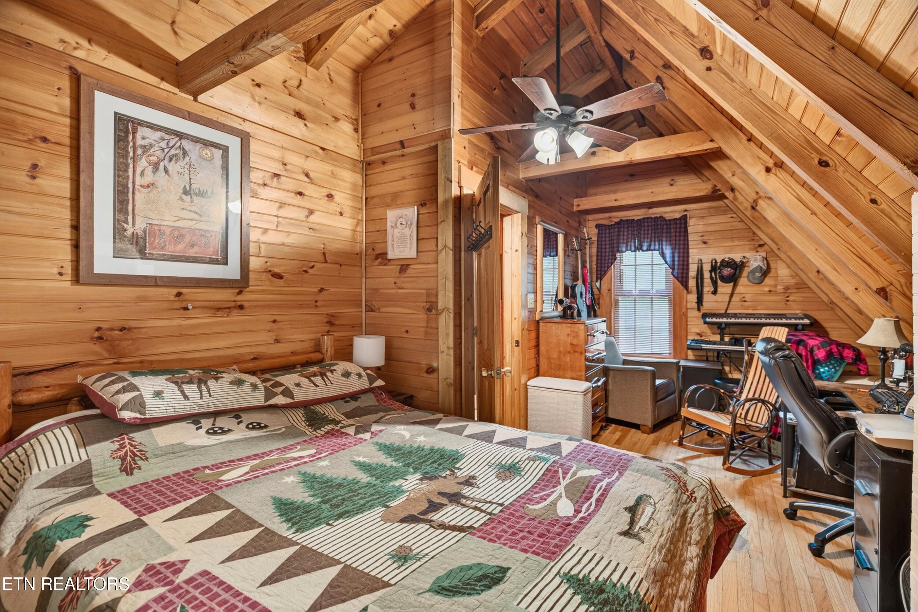 2104 Reid Lane Pigeon Forge TN 37876