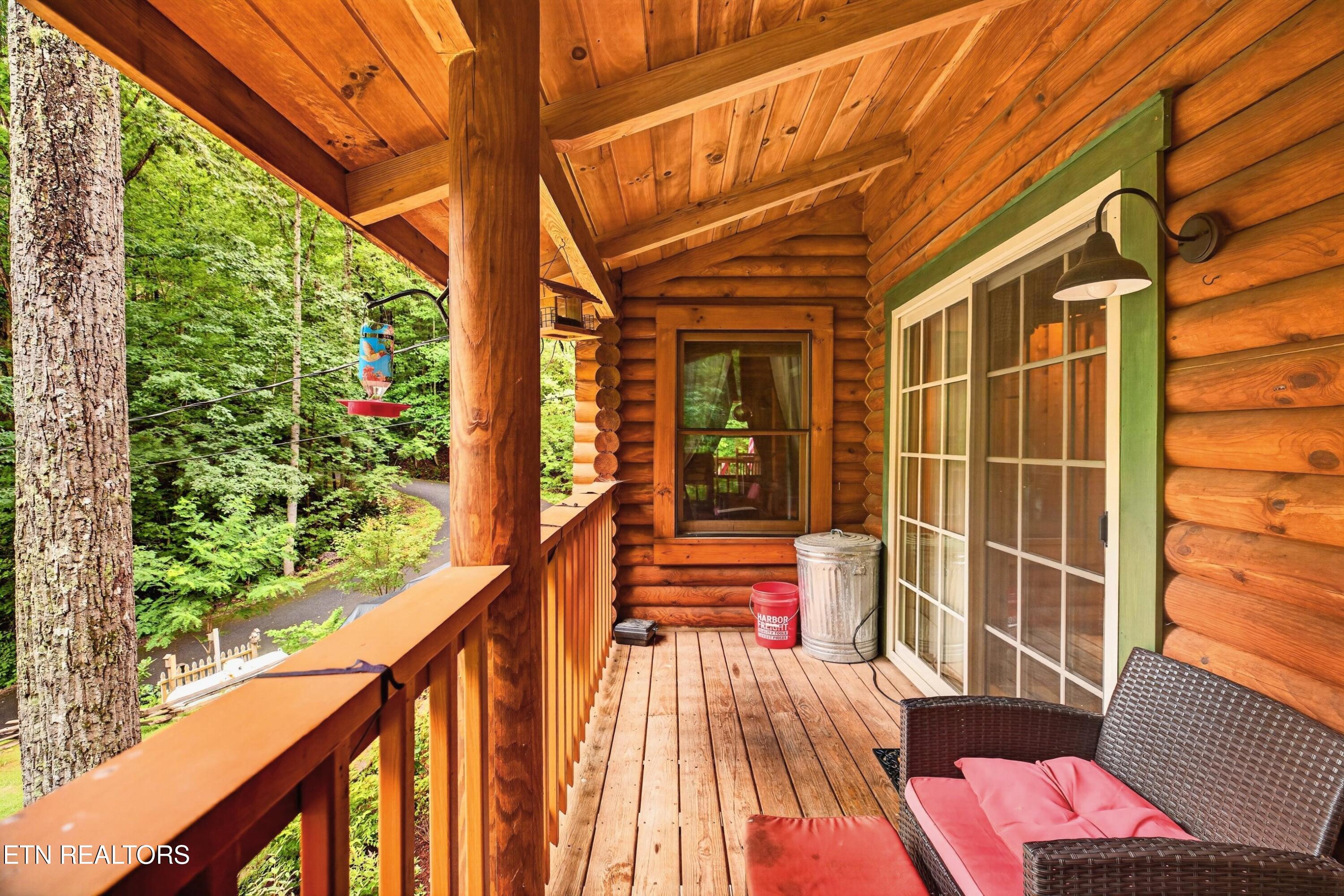 2104 Reid Lane Pigeon Forge TN 37876