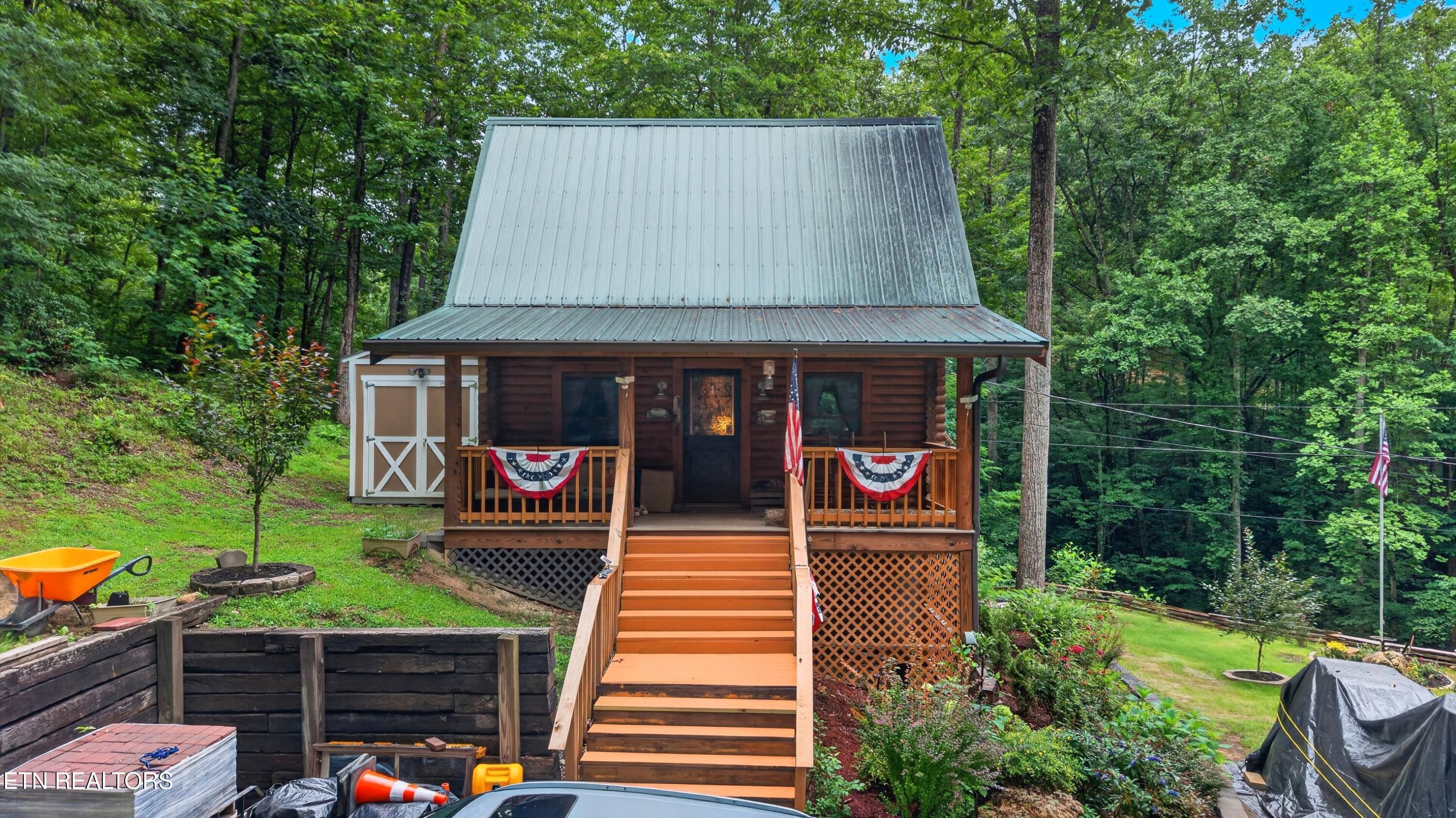 2104 Reid Lane Pigeon Forge TN 37876