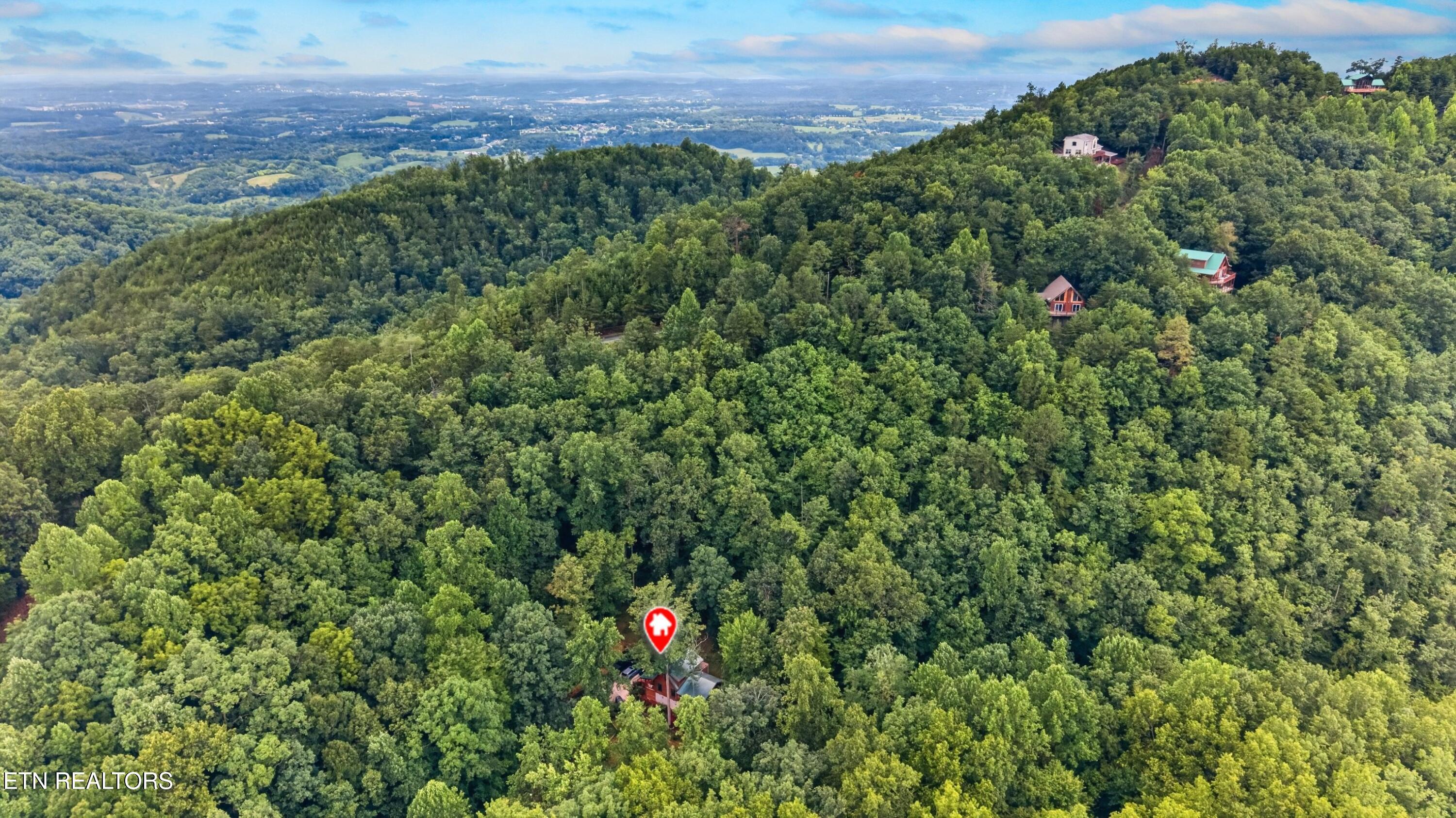 2104 Reid Lane Pigeon Forge TN 37876