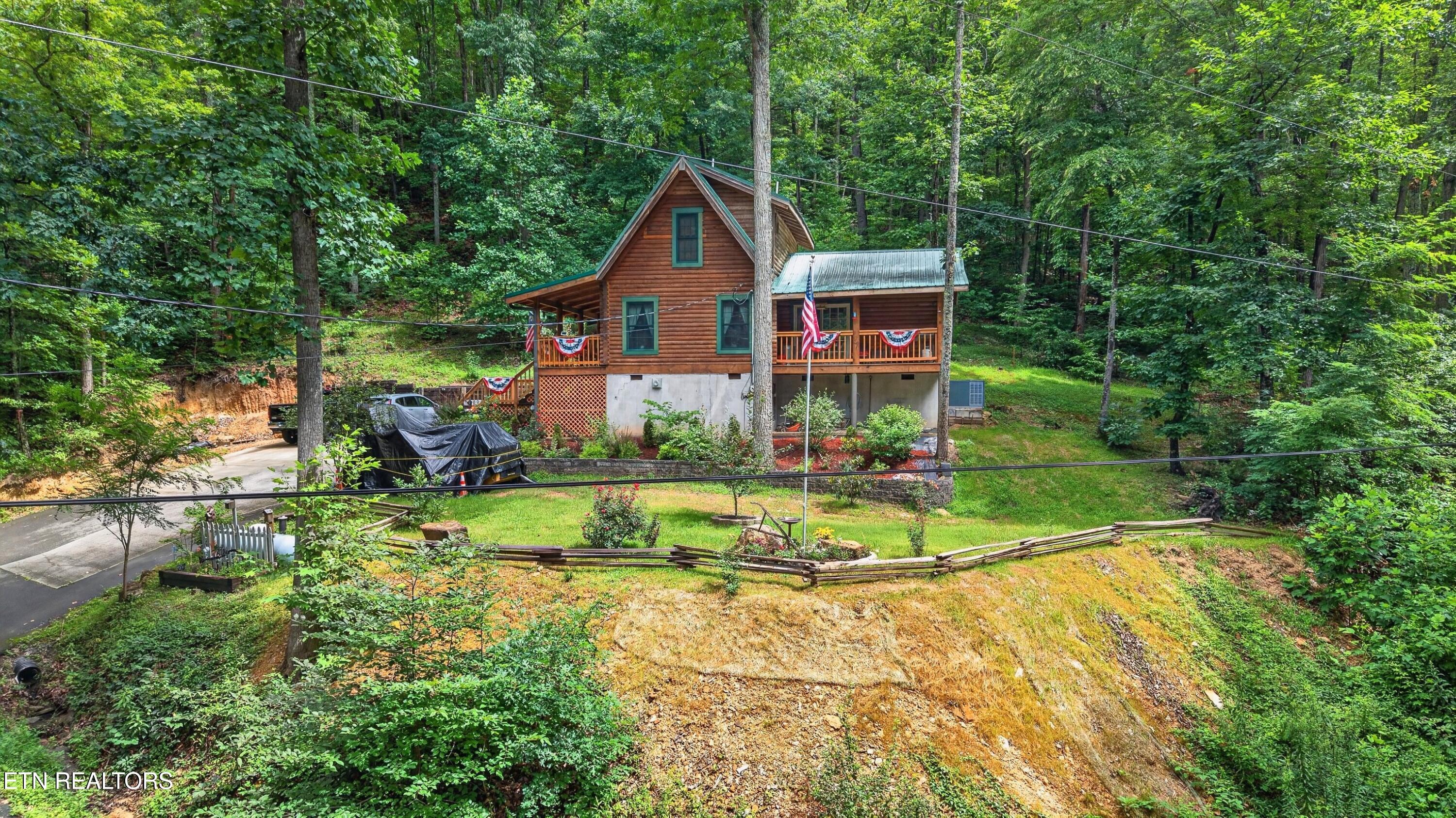 2104 Reid Lane Pigeon Forge TN 37876