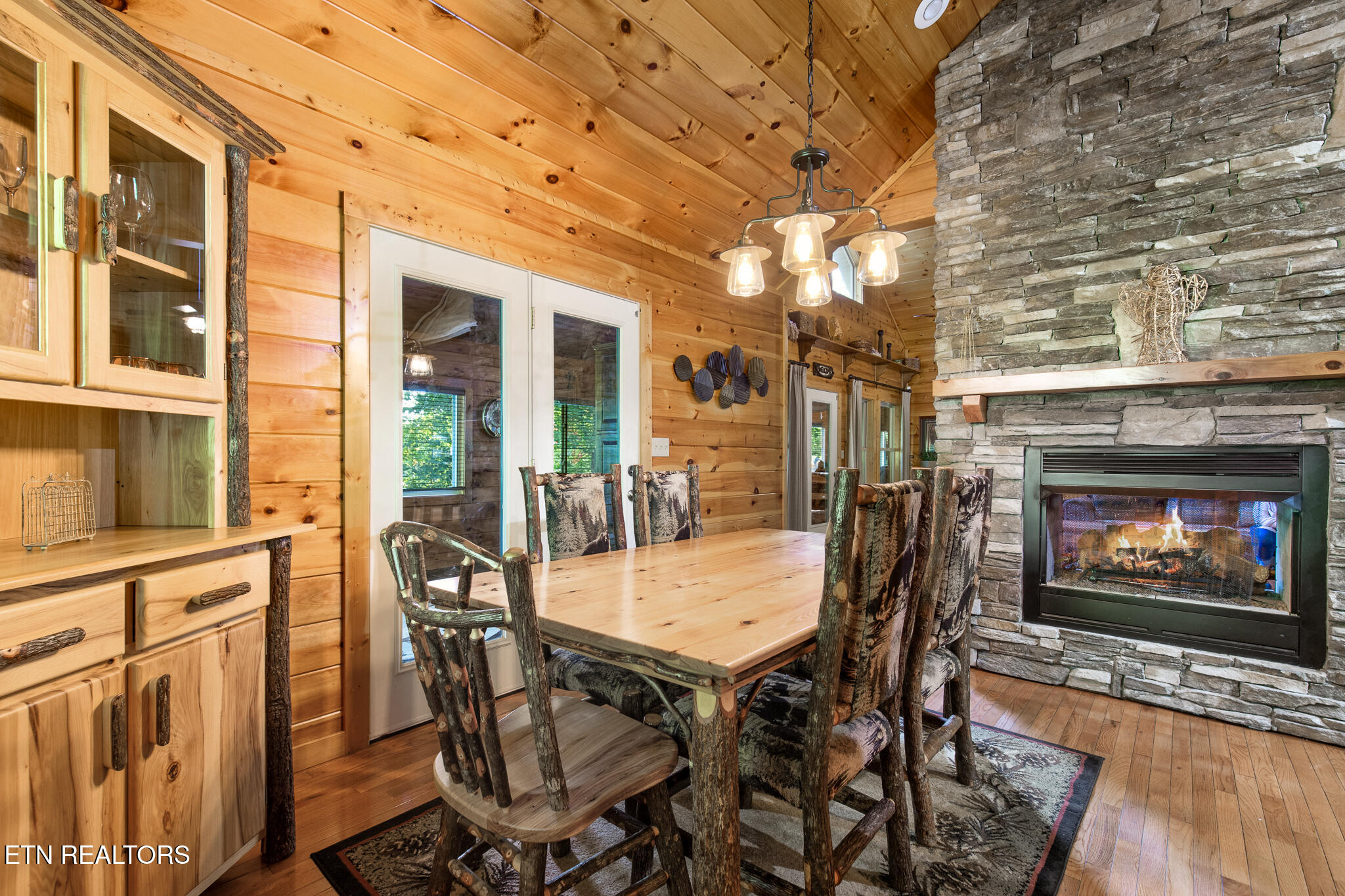 2471 Cove Mountain Lane Sevierville TN 37862