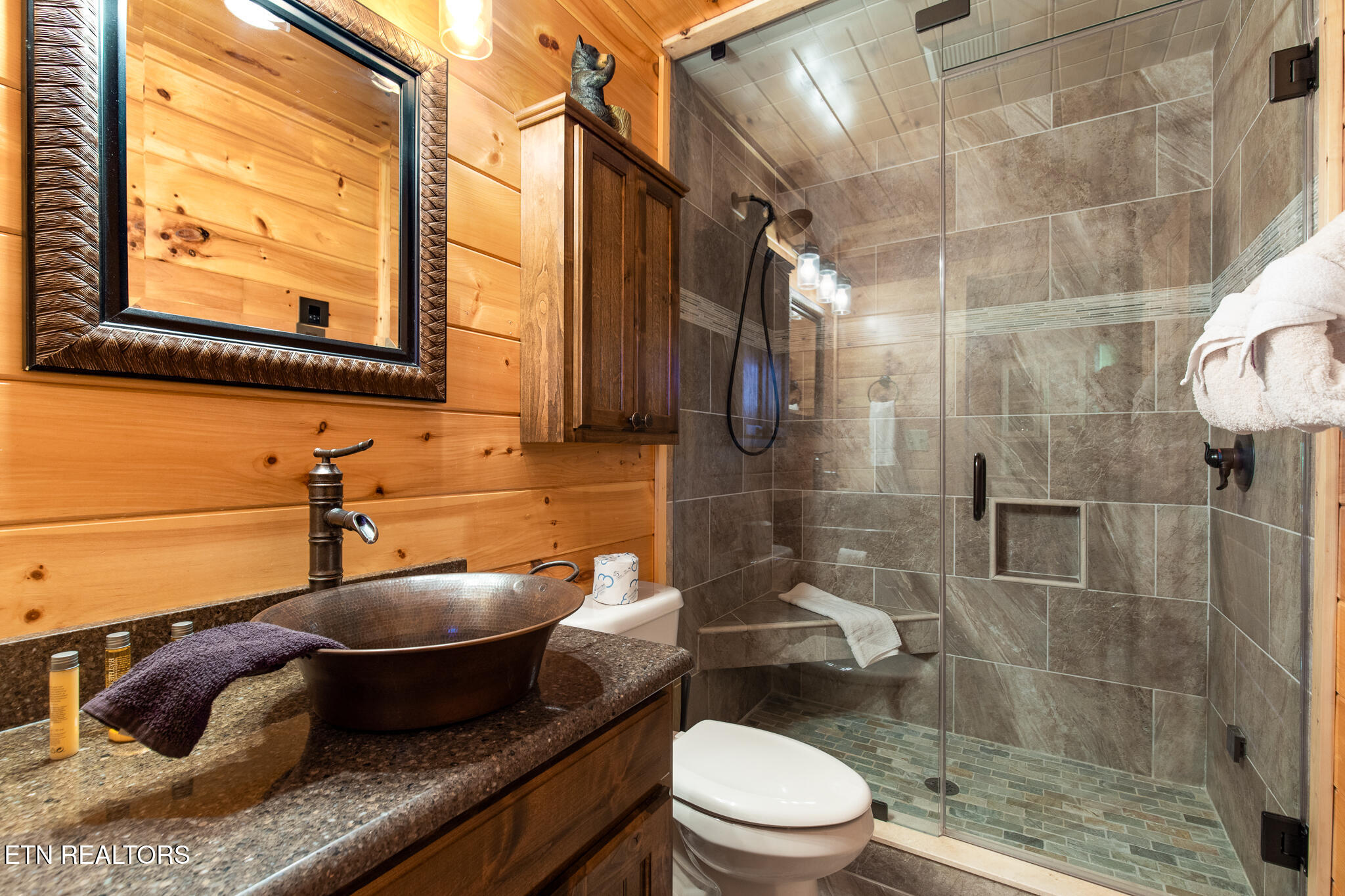 2471 Cove Mountain Lane Sevierville TN 37862