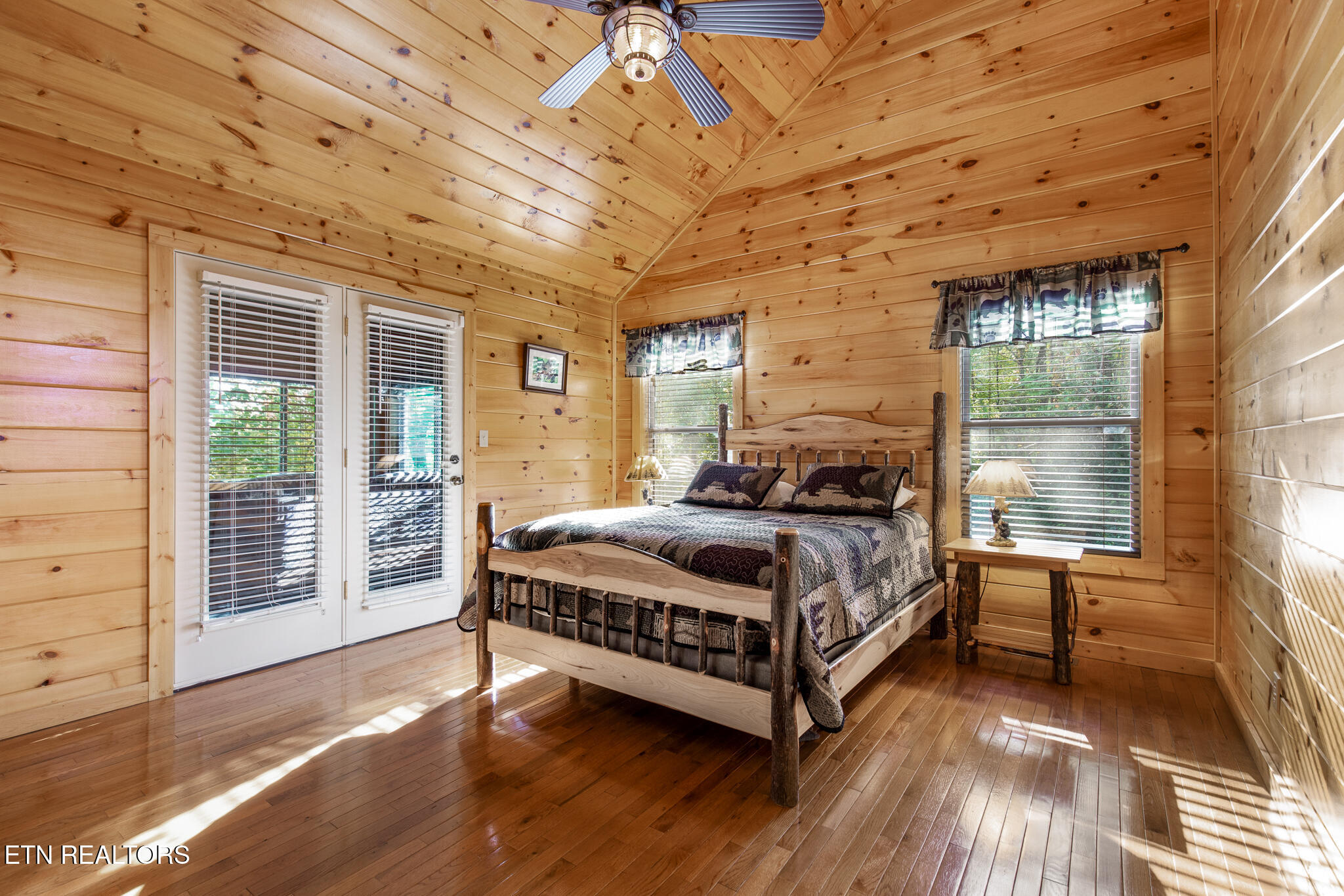 2471 Cove Mountain Lane Sevierville TN 37862