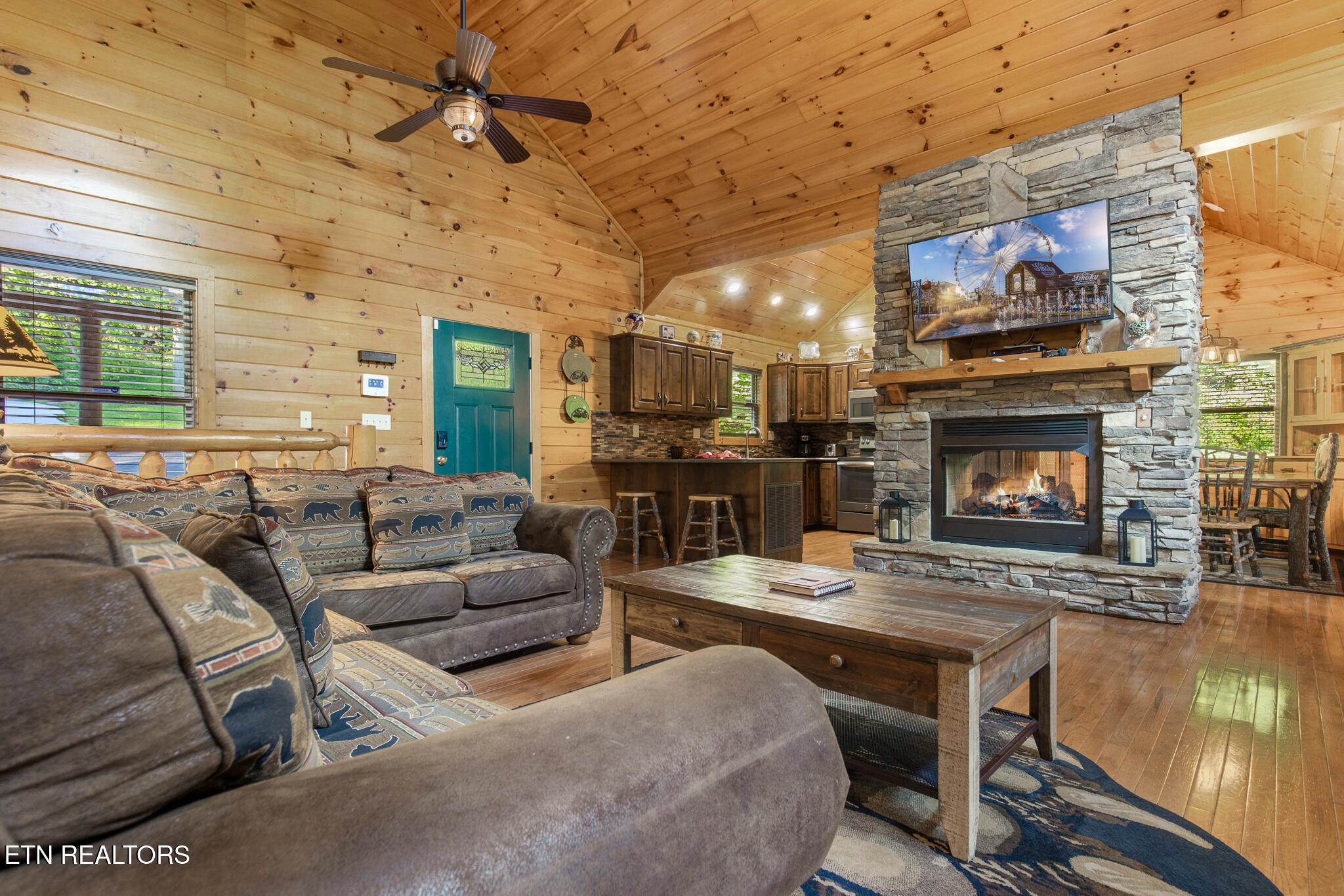 2471 Cove Mountain Lane Sevierville TN 37862