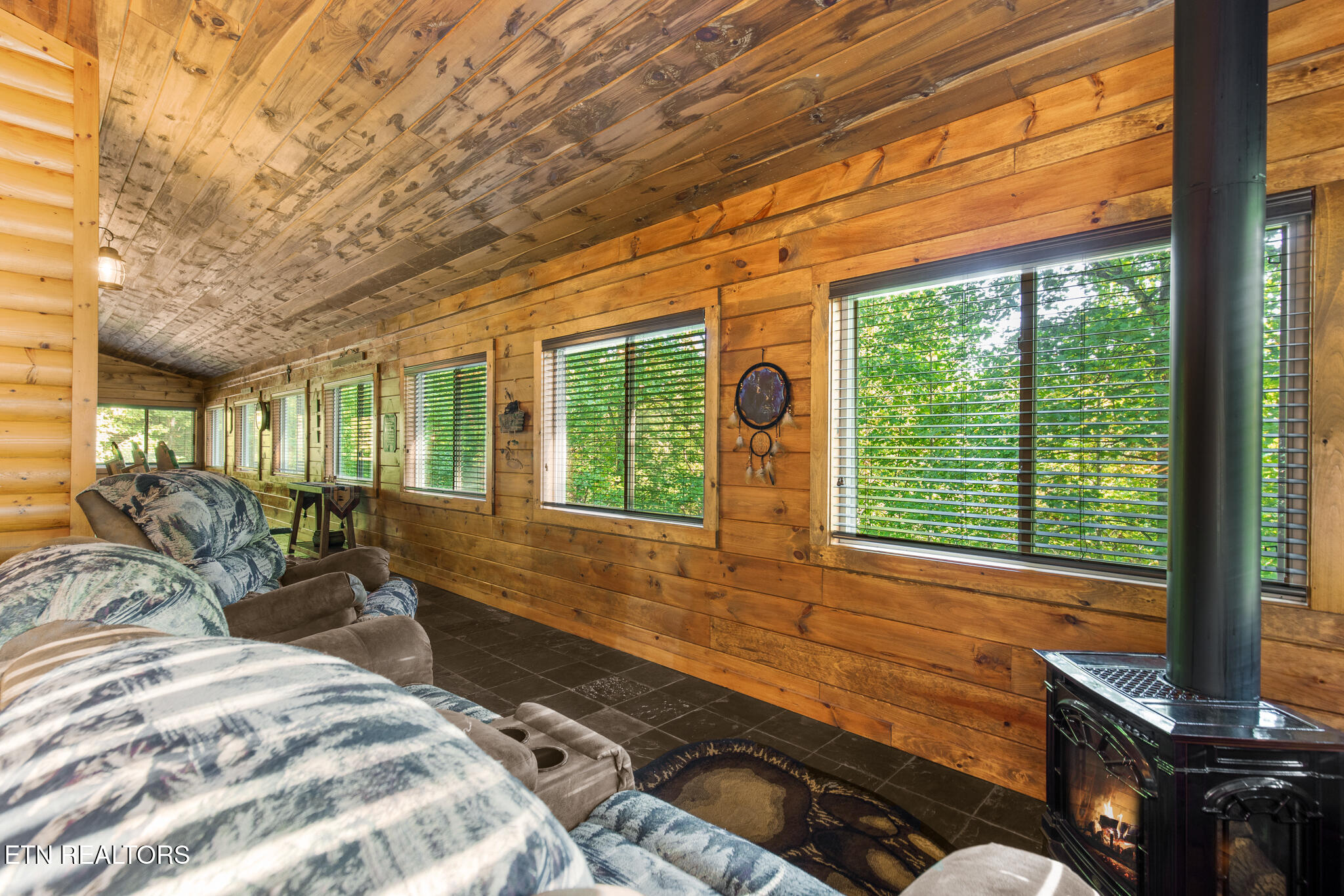 2471 Cove Mountain Lane Sevierville TN 37862