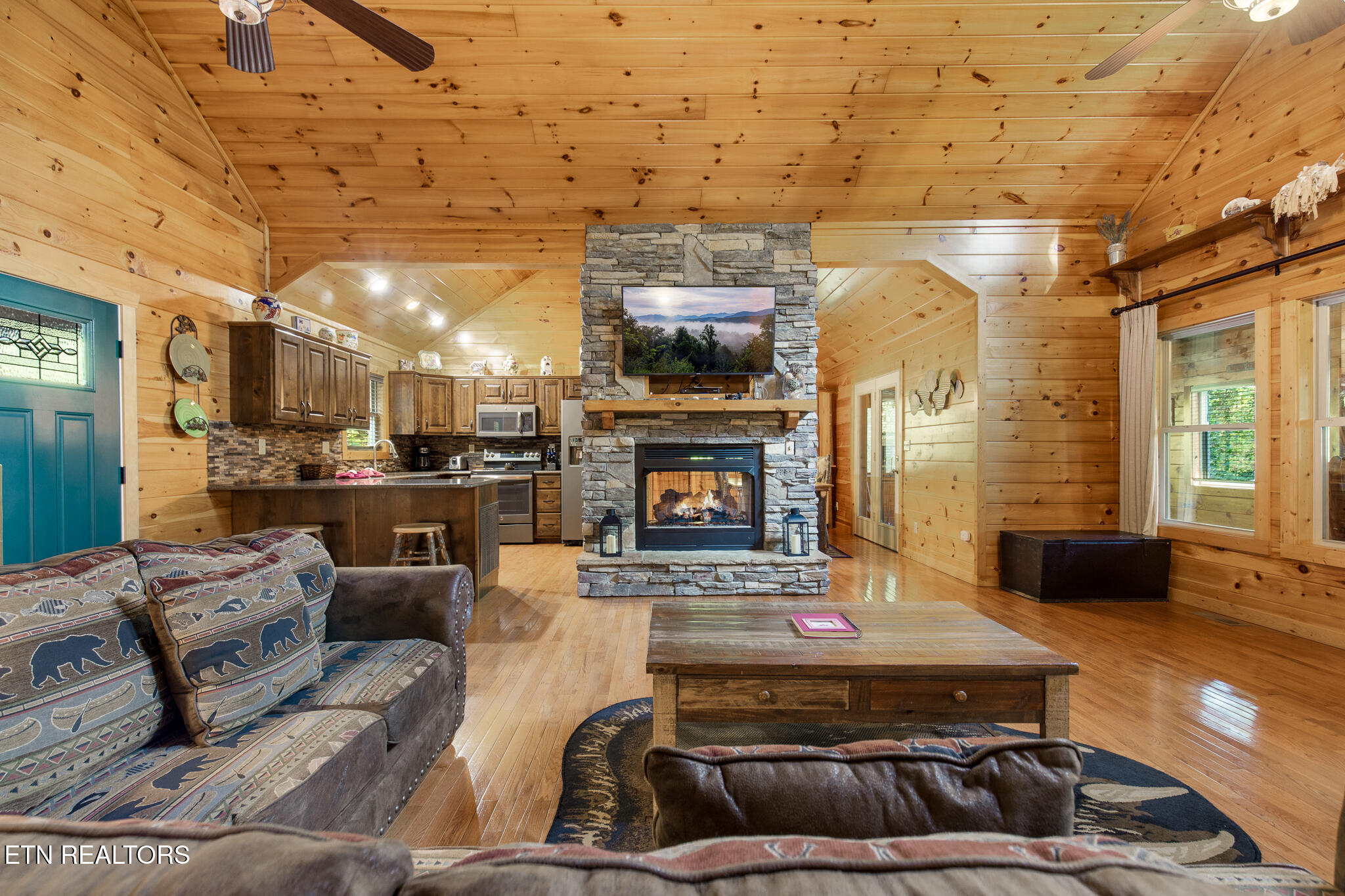 2471 Cove Mountain Lane Sevierville TN 37862