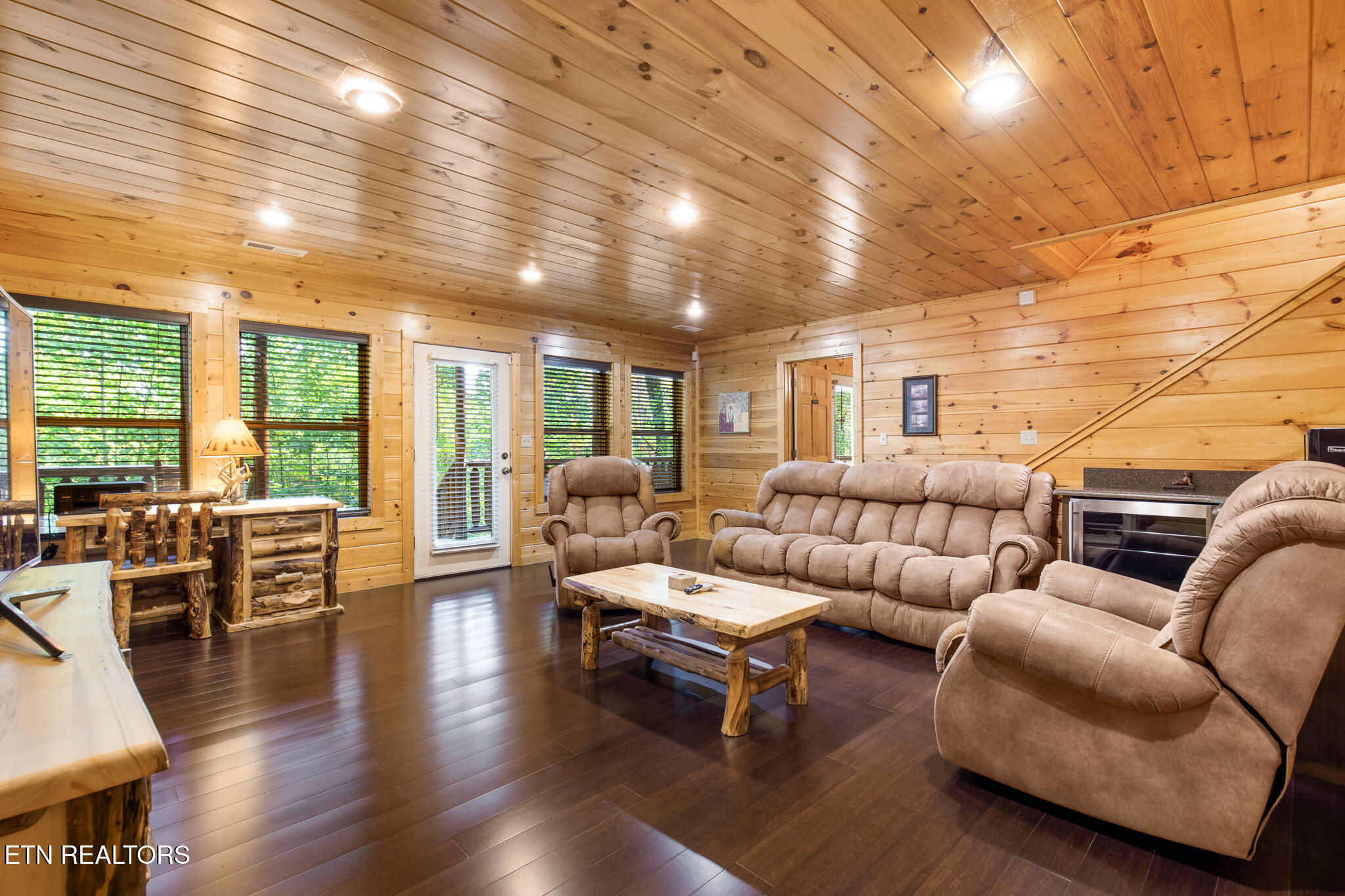 2471 Cove Mountain Lane Sevierville TN 37862