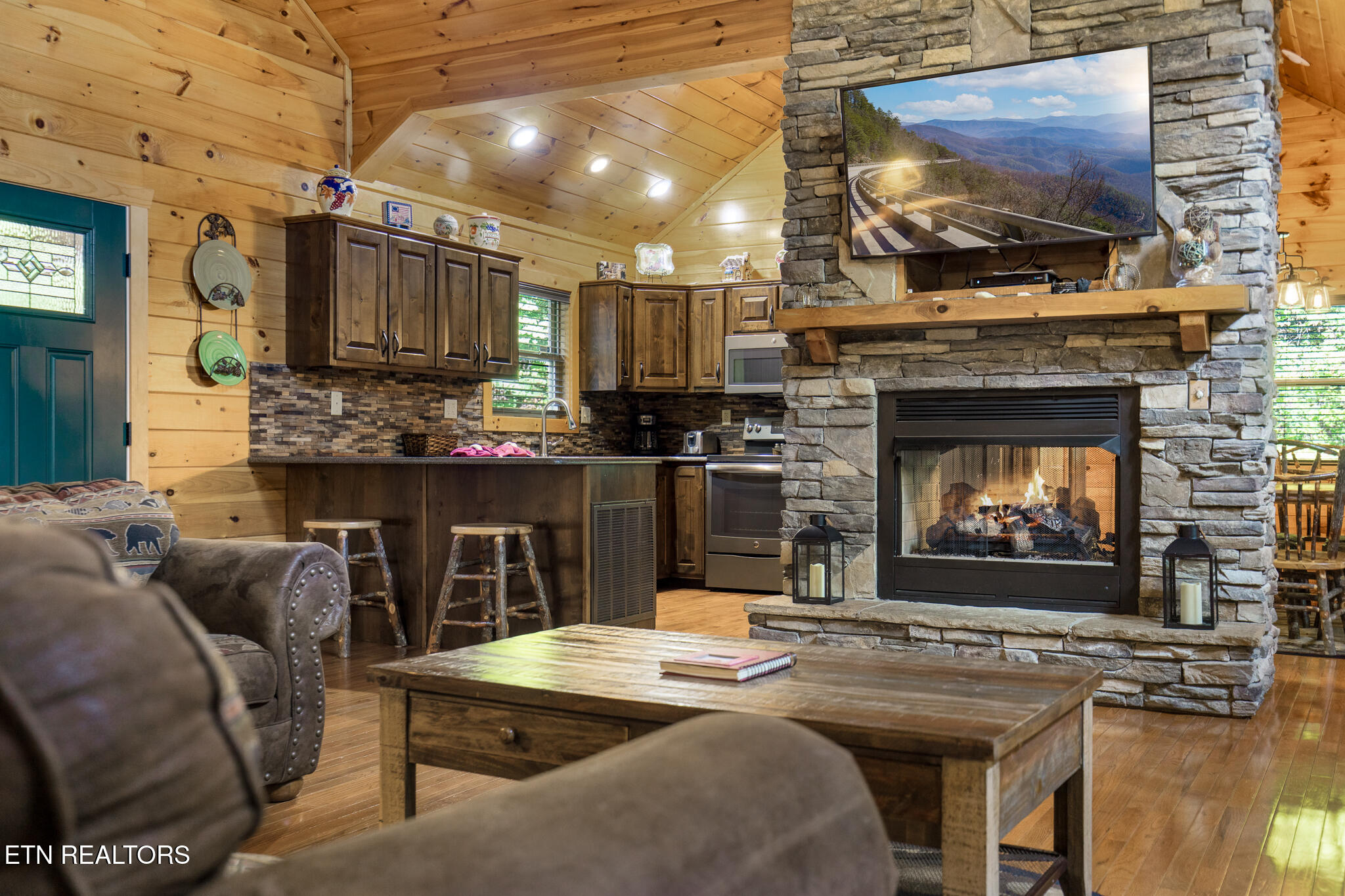 2471 Cove Mountain Lane Sevierville TN 37862