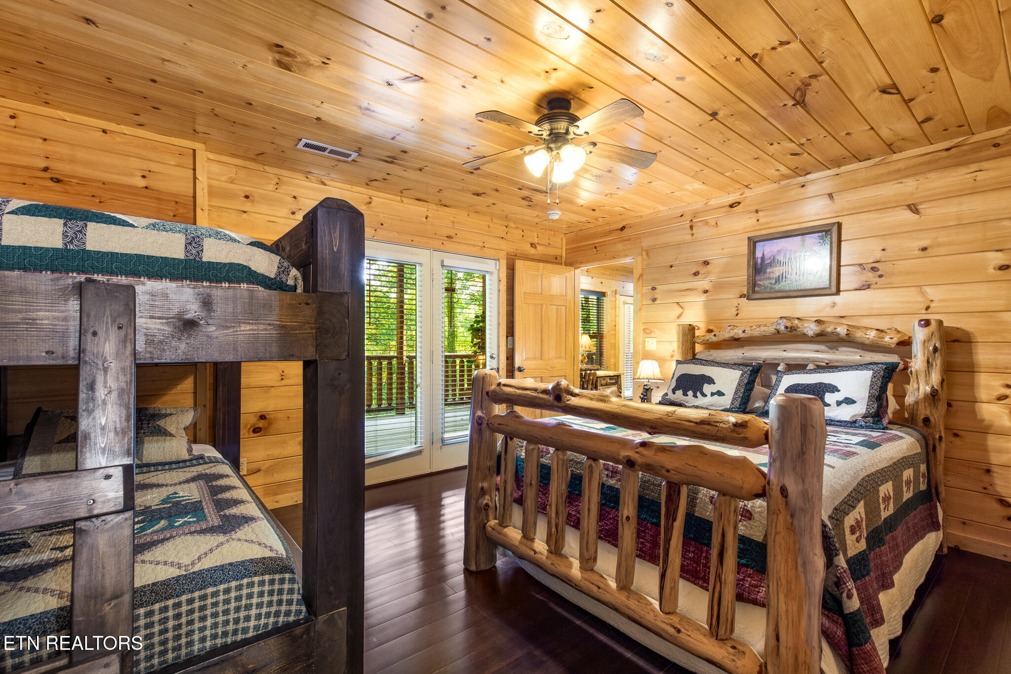 2471 Cove Mountain Lane Sevierville TN 37862