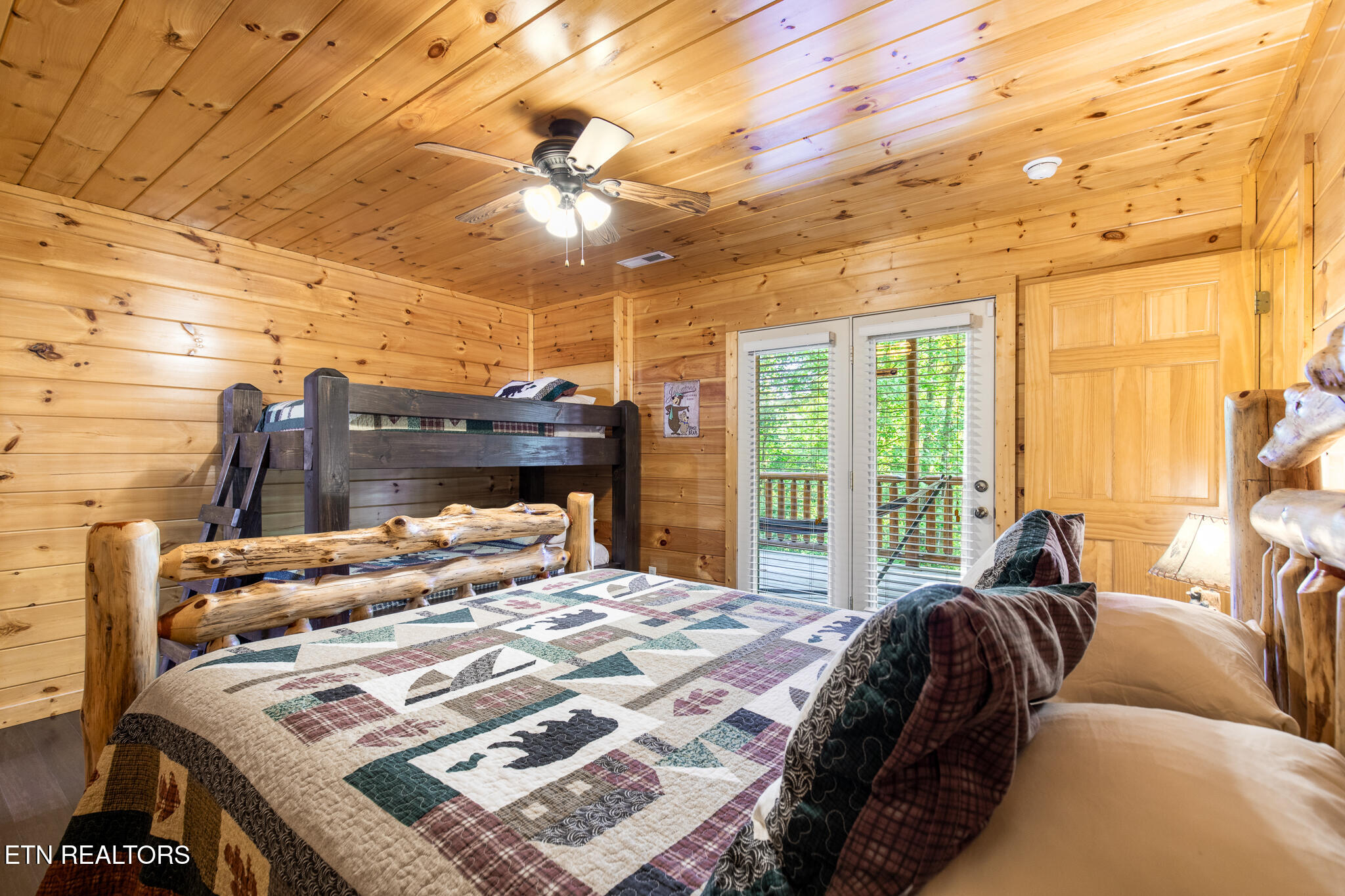 2471 Cove Mountain Lane Sevierville TN 37862