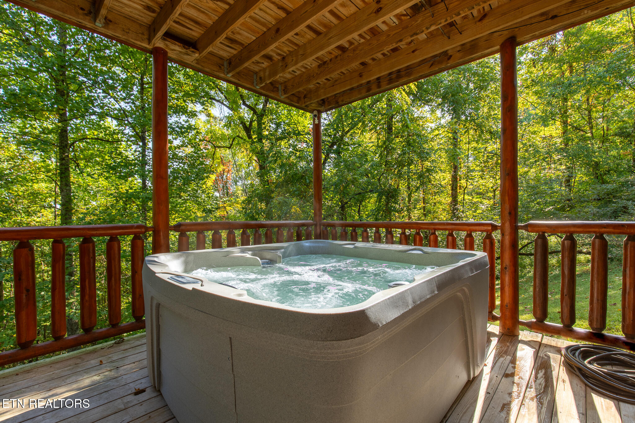 2471 Cove Mountain Lane Sevierville TN 37862