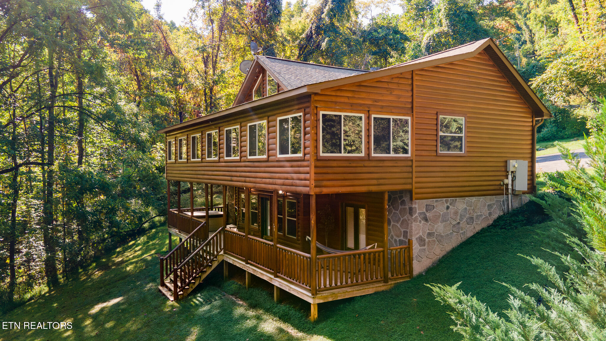 2471 Cove Mountain Lane Sevierville TN 37862