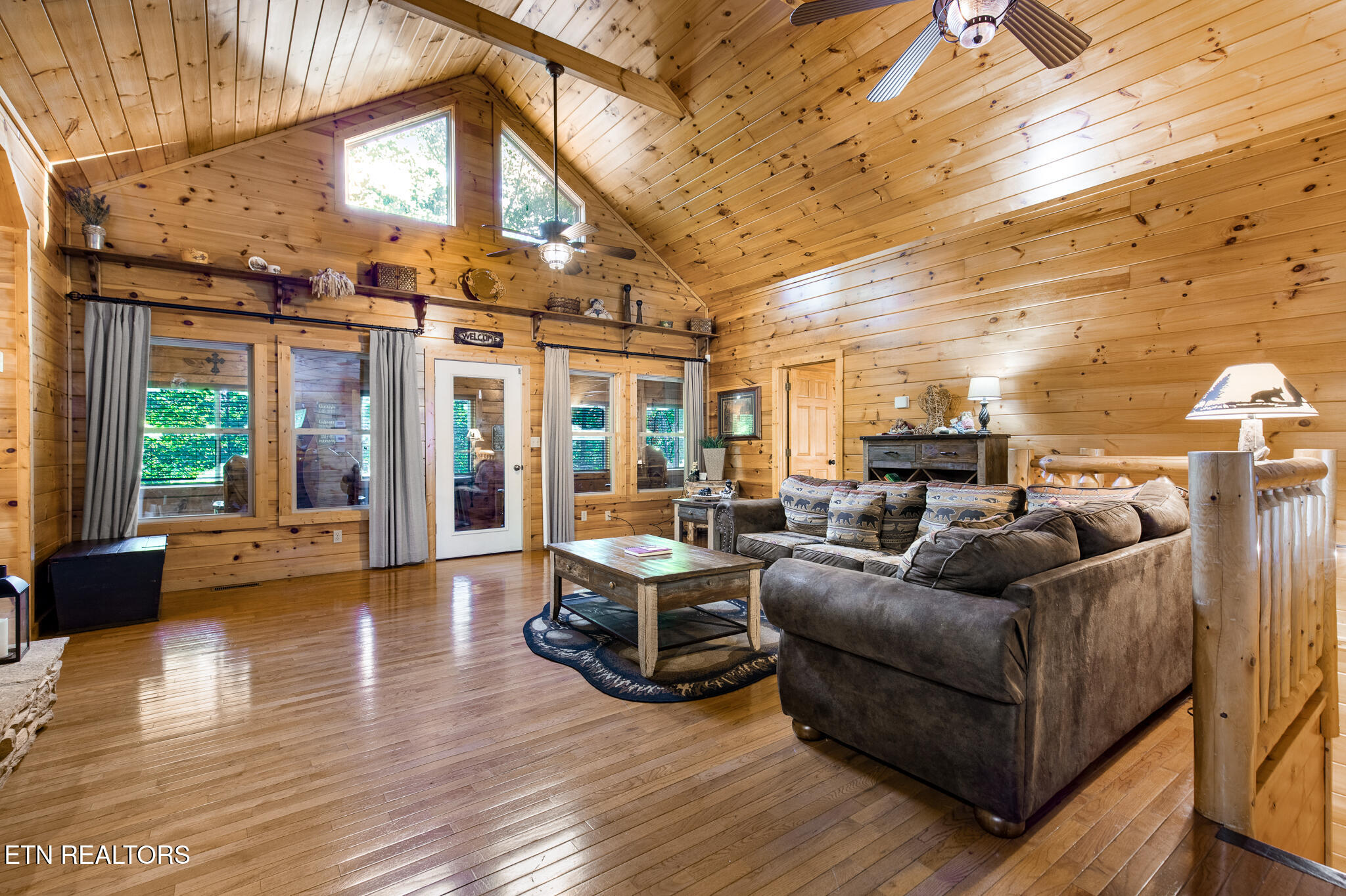 2471 Cove Mountain Lane Sevierville TN 37862