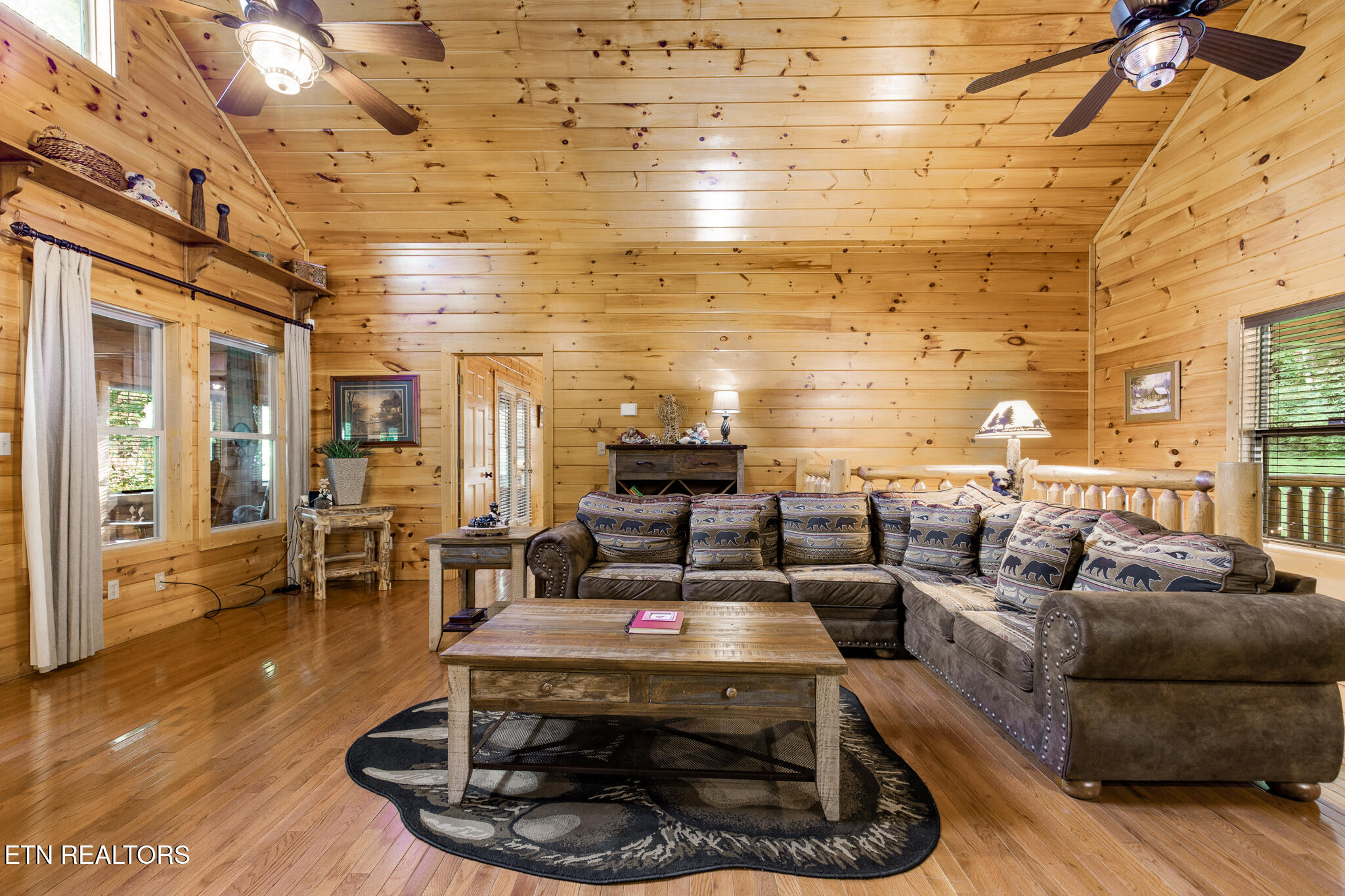 2471 Cove Mountain Lane Sevierville TN 37862
