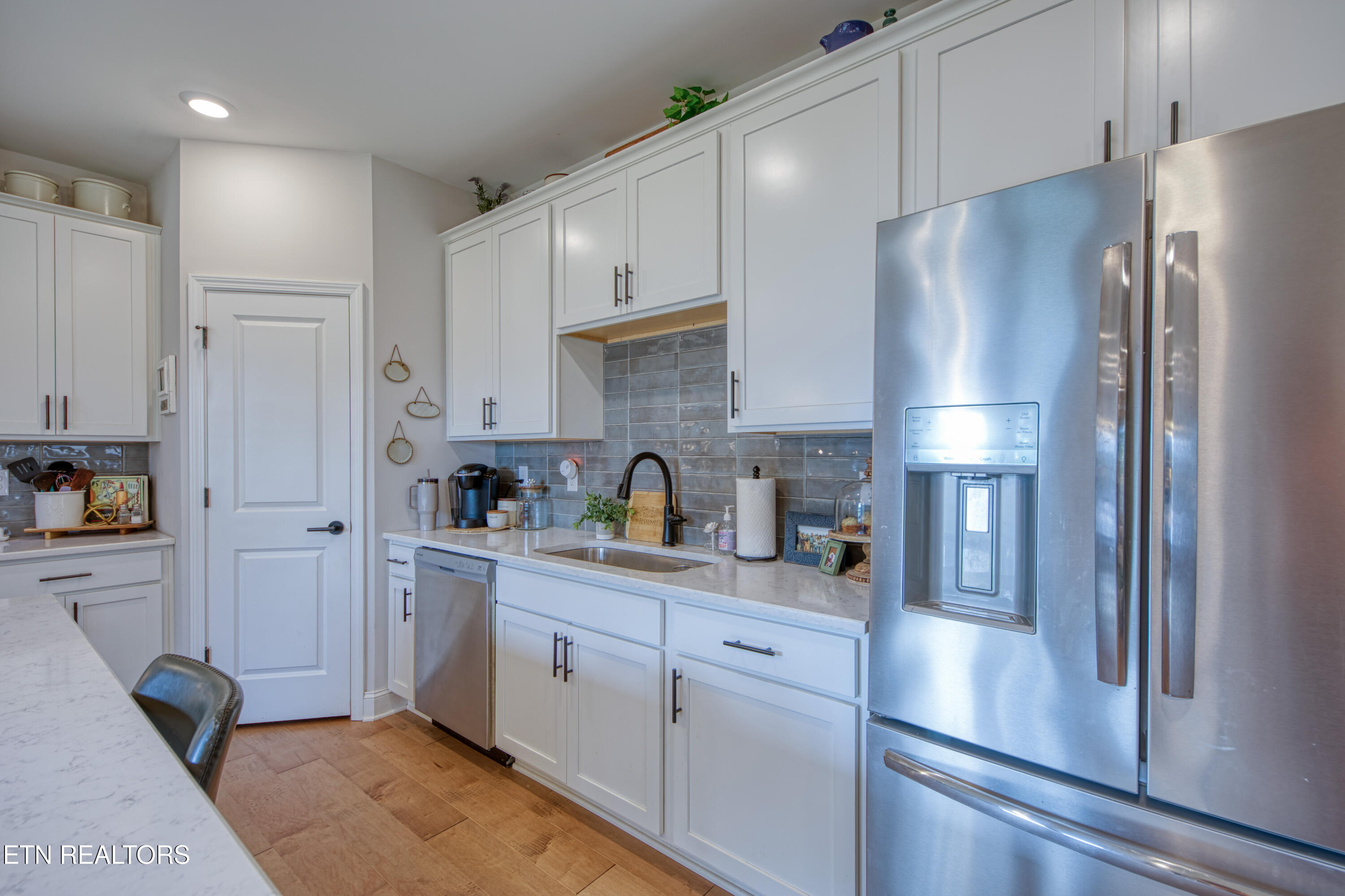 247 English Oak Lane Lenoir City TN 37771