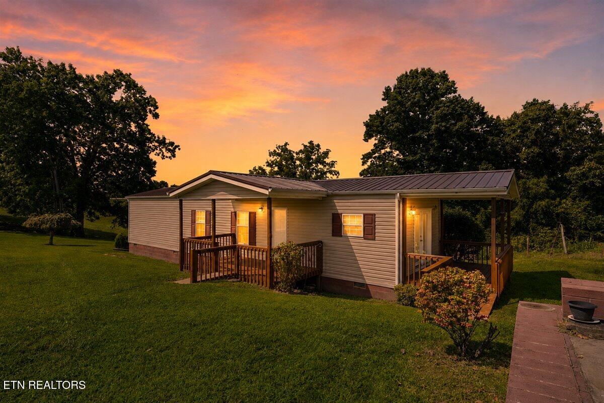 525 Cave Springs Road Tazewell TN 37879
