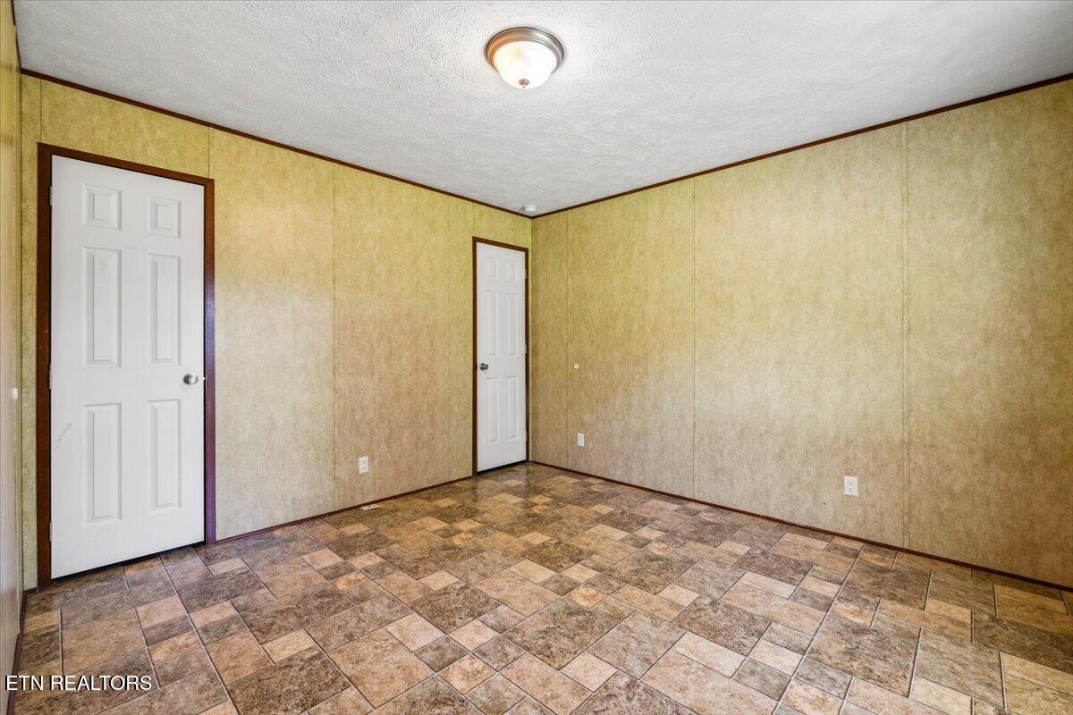 525 Cave Springs Road Tazewell TN 37879