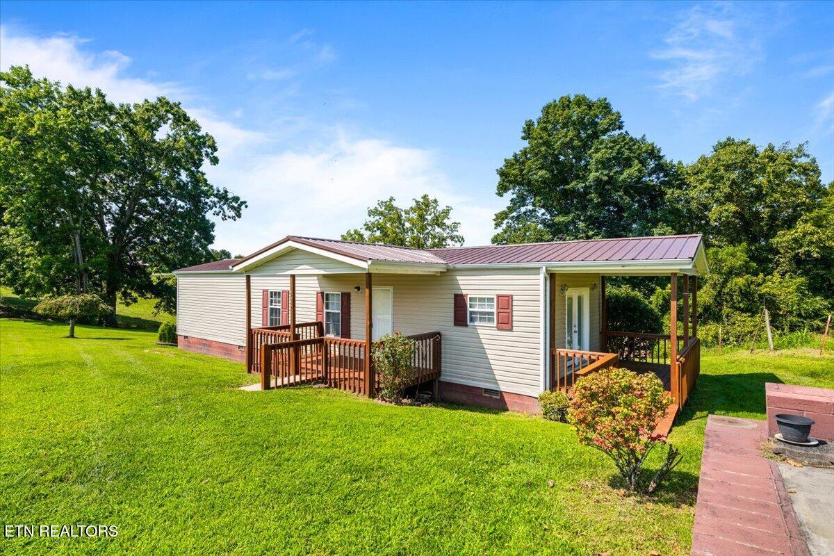 525 Cave Springs Road Tazewell TN 37879