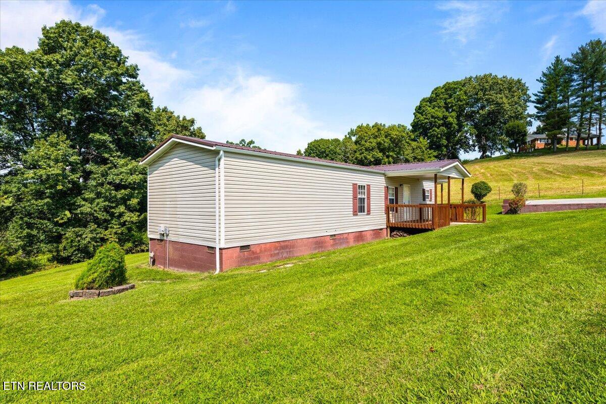 525 Cave Springs Road Tazewell TN 37879