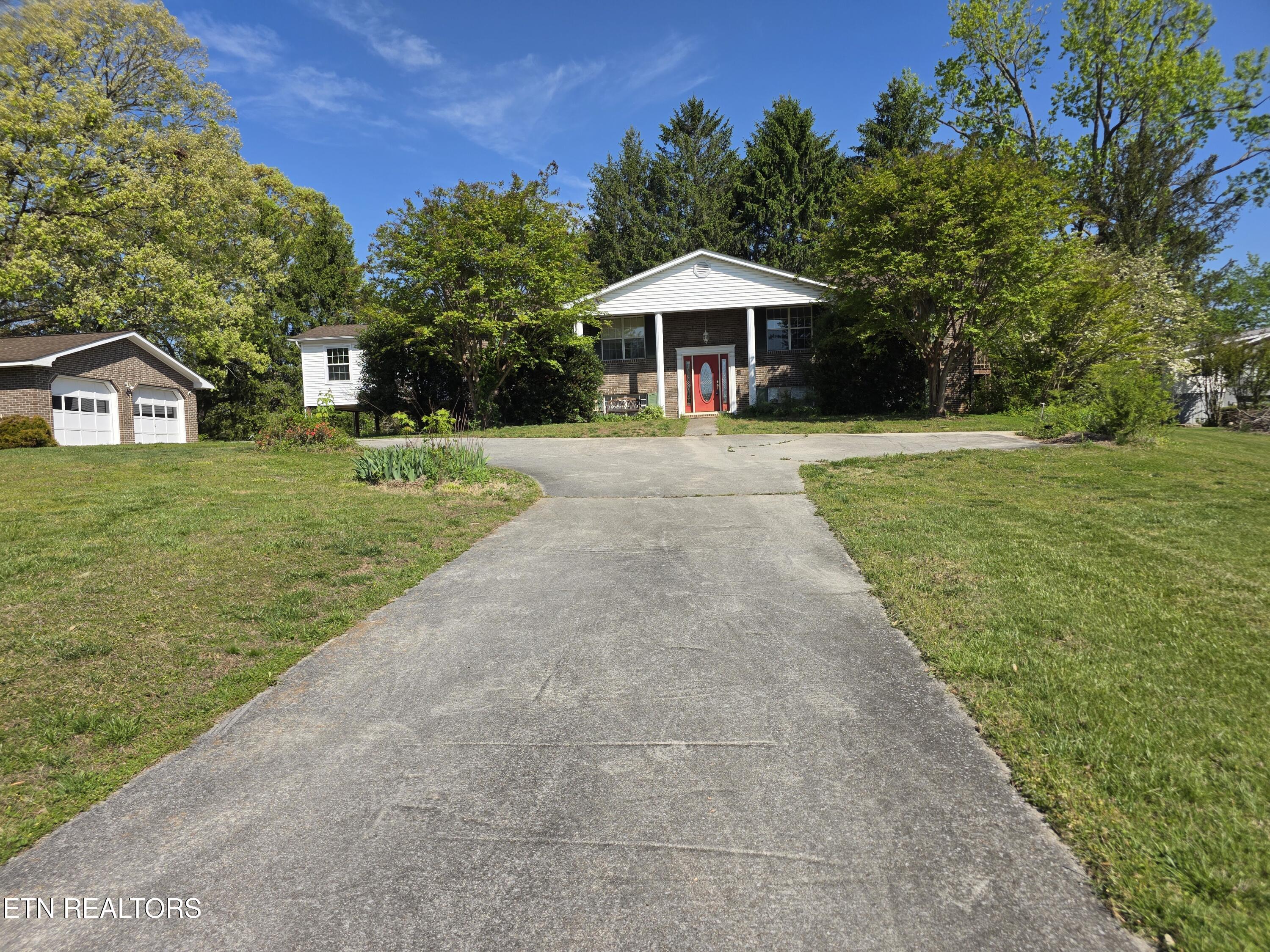 3602 Holland Trail Lenoir City TN 37772