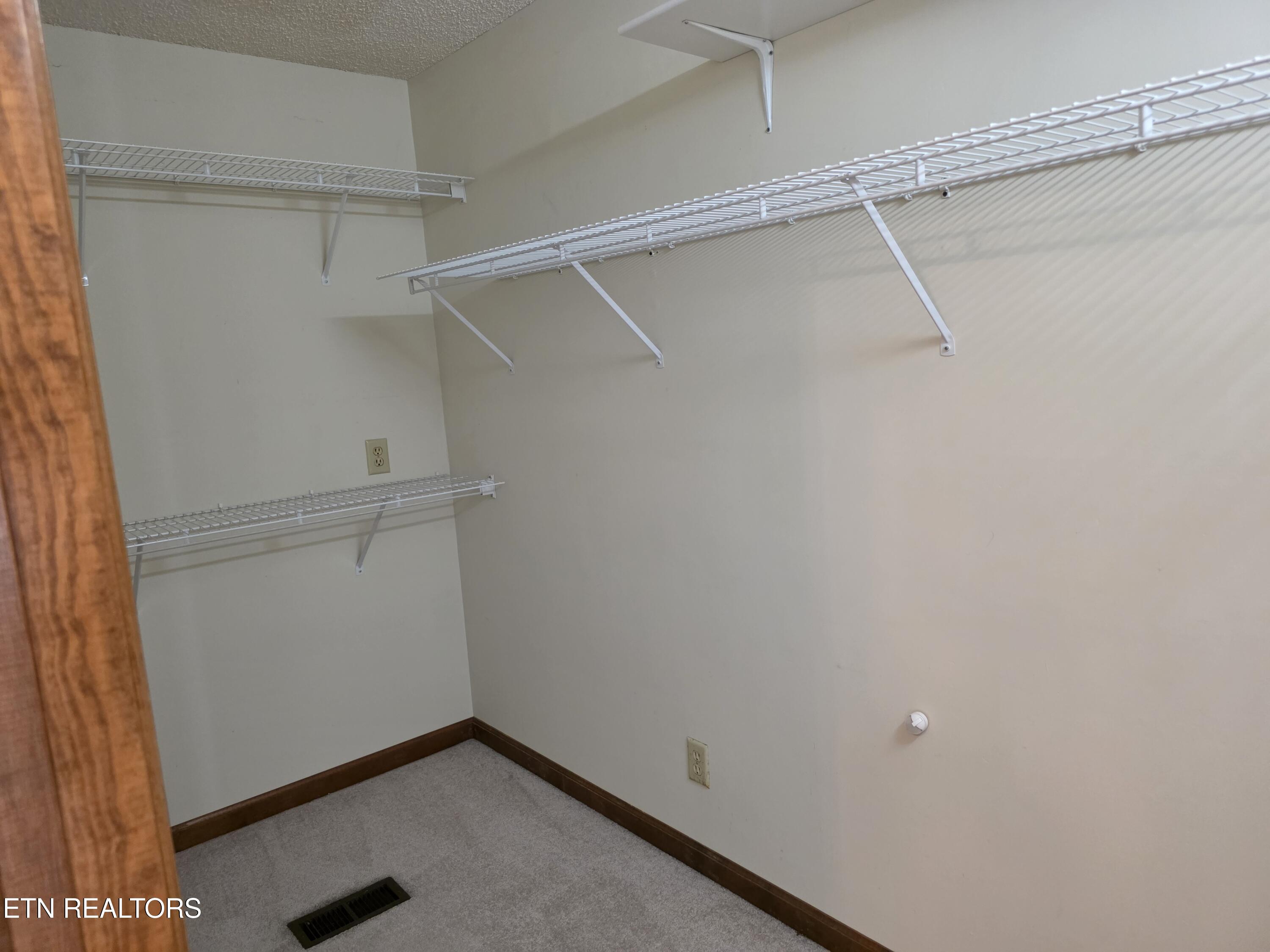 3602 Holland Trail Lenoir City TN 37772