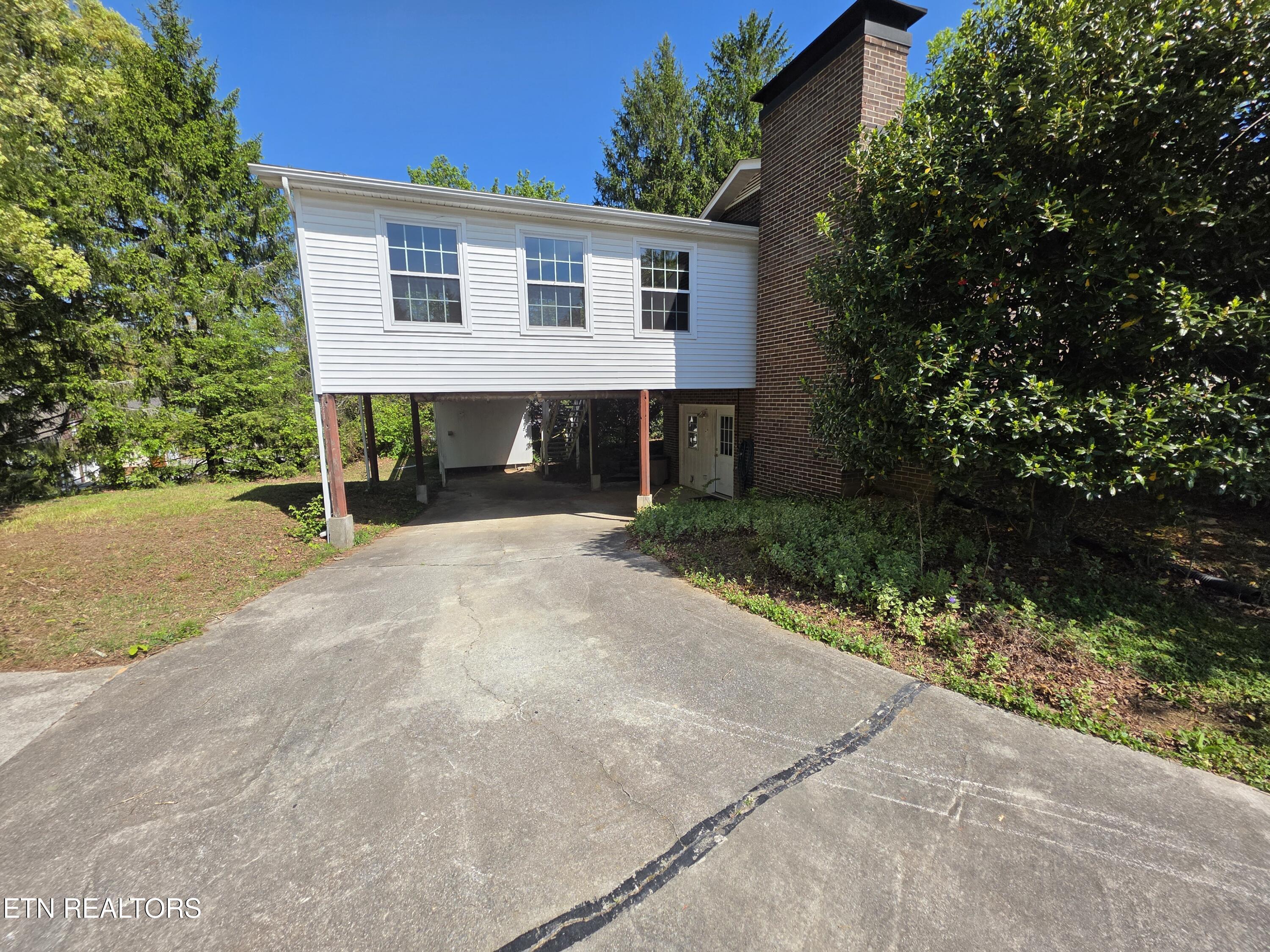 3602 Holland Trail Lenoir City TN 37772