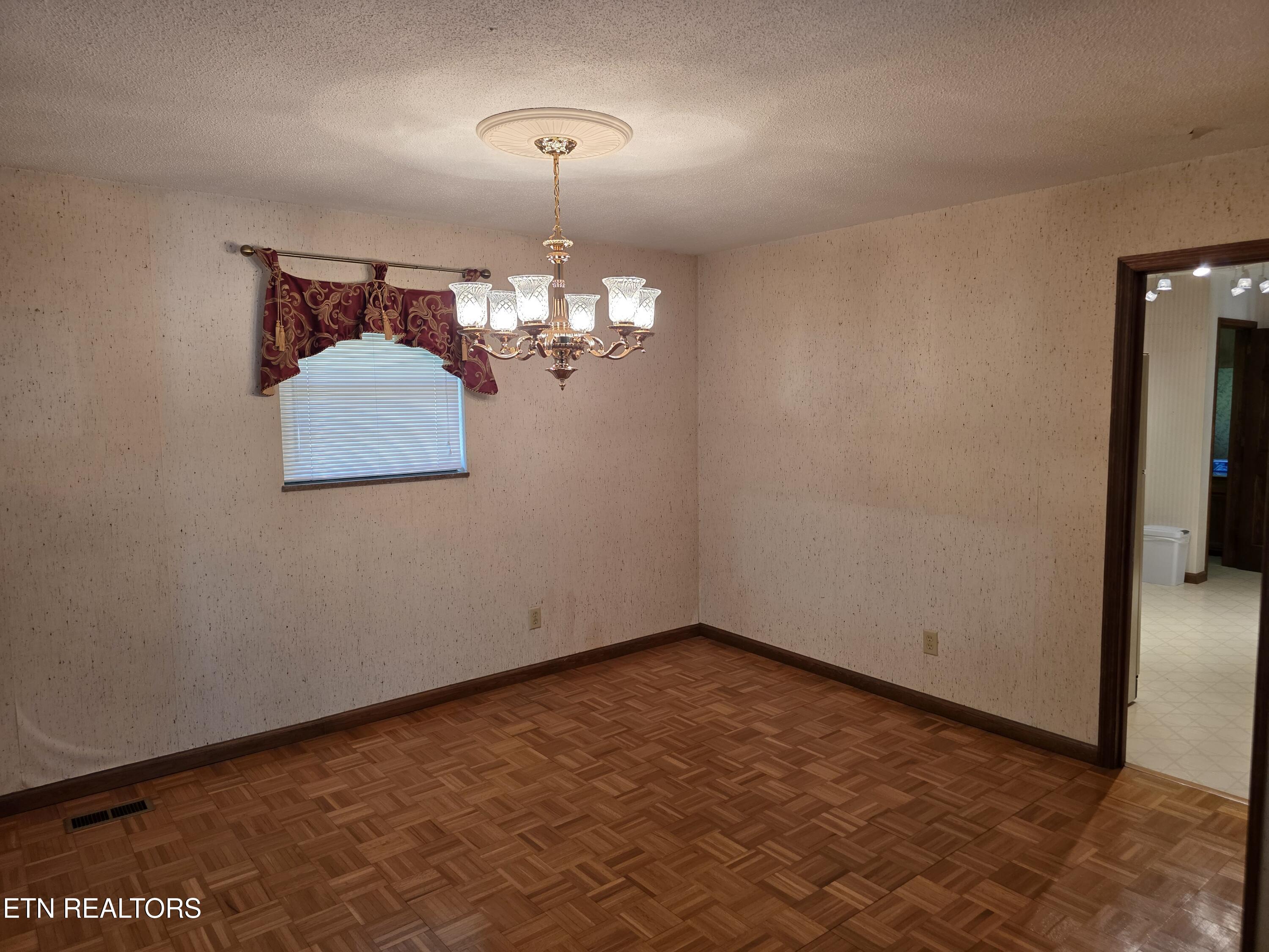 3602 Holland Trail Lenoir City TN 37772