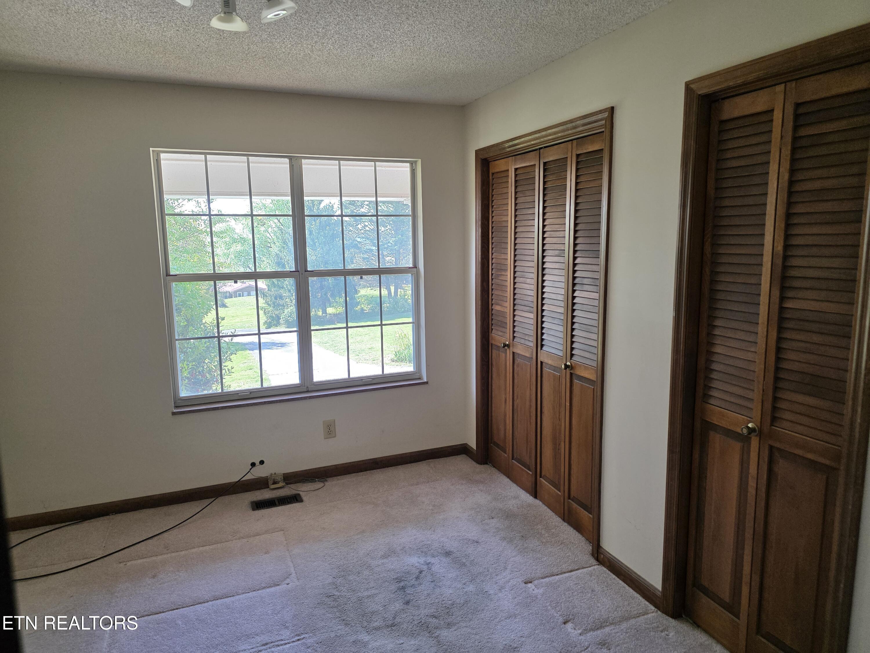 3602 Holland Trail Lenoir City TN 37772
