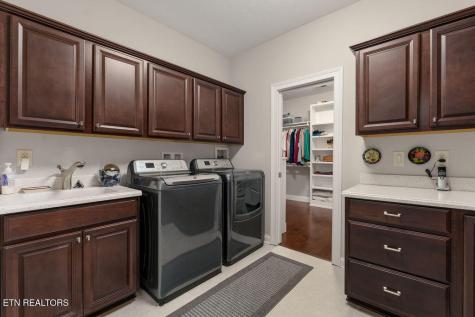 108 Cayuga Drive Loudon TN 37774