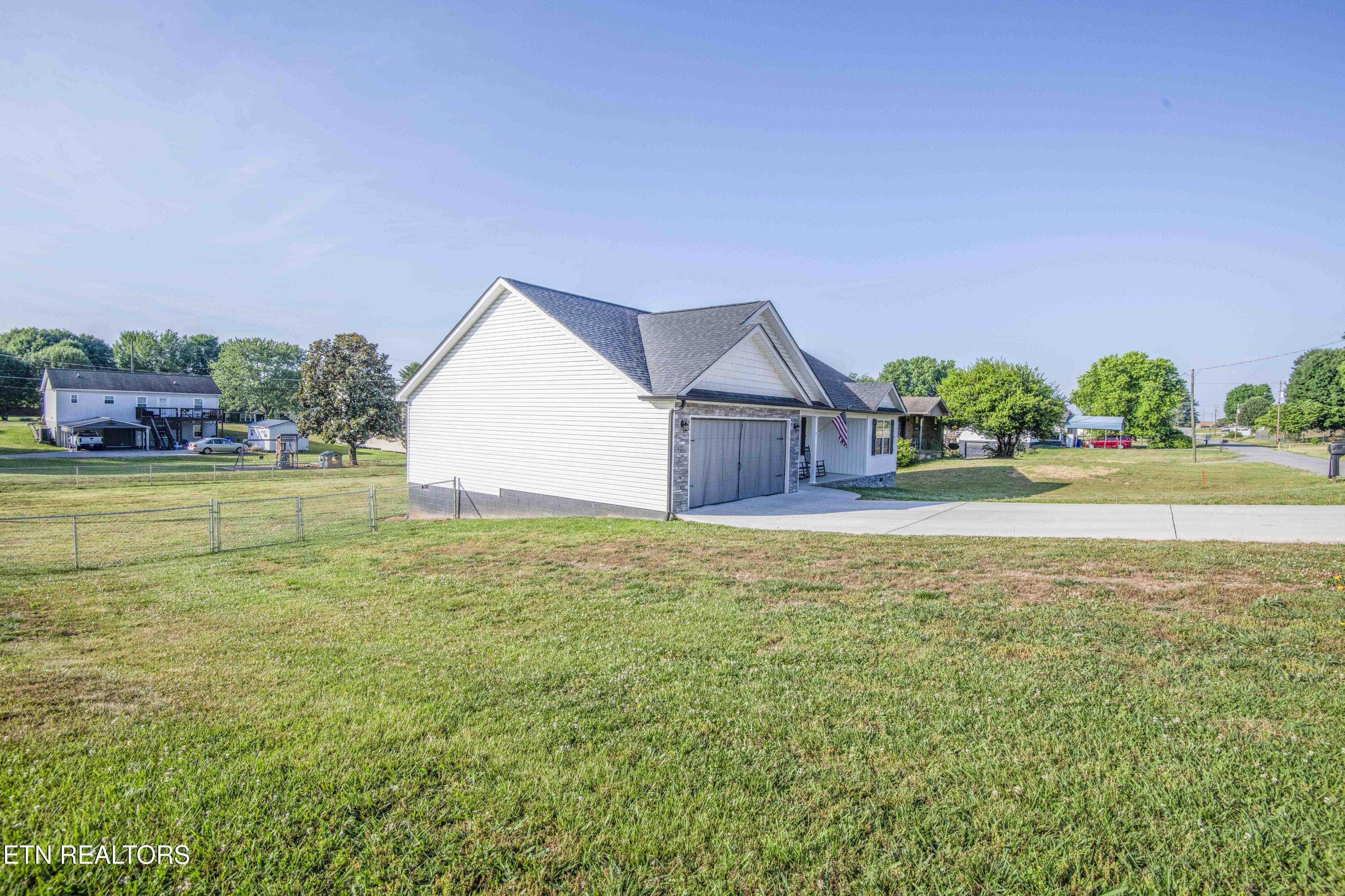 103 Scenic View Drive Corryton TN 37721