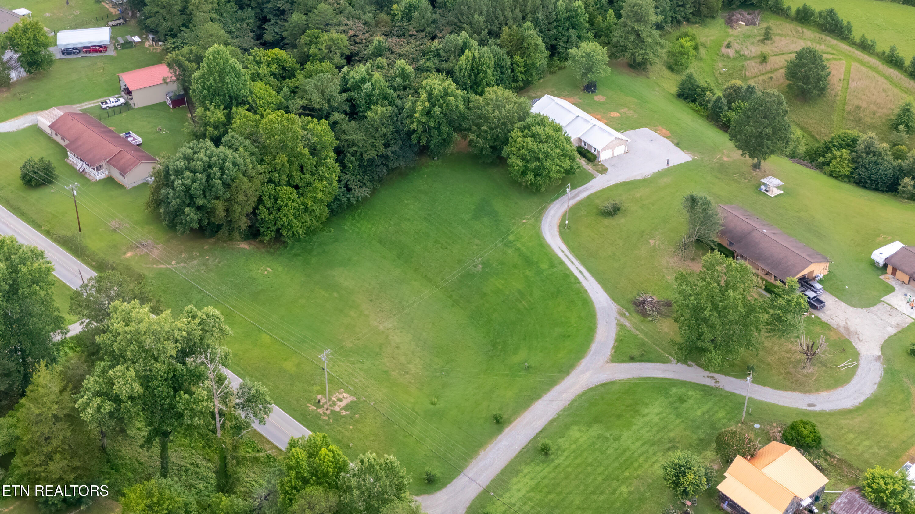 3428 Wilkinson Pike Maryville TN 37803