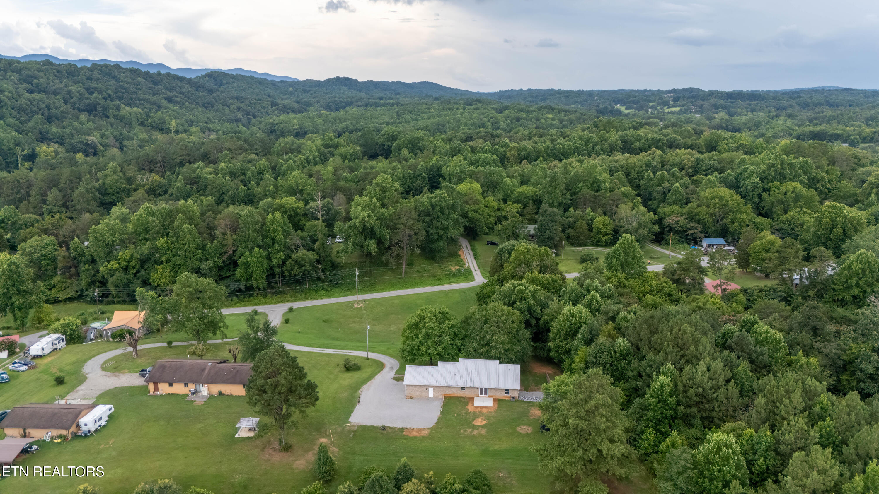 3428 Wilkinson Pike Maryville TN 37803