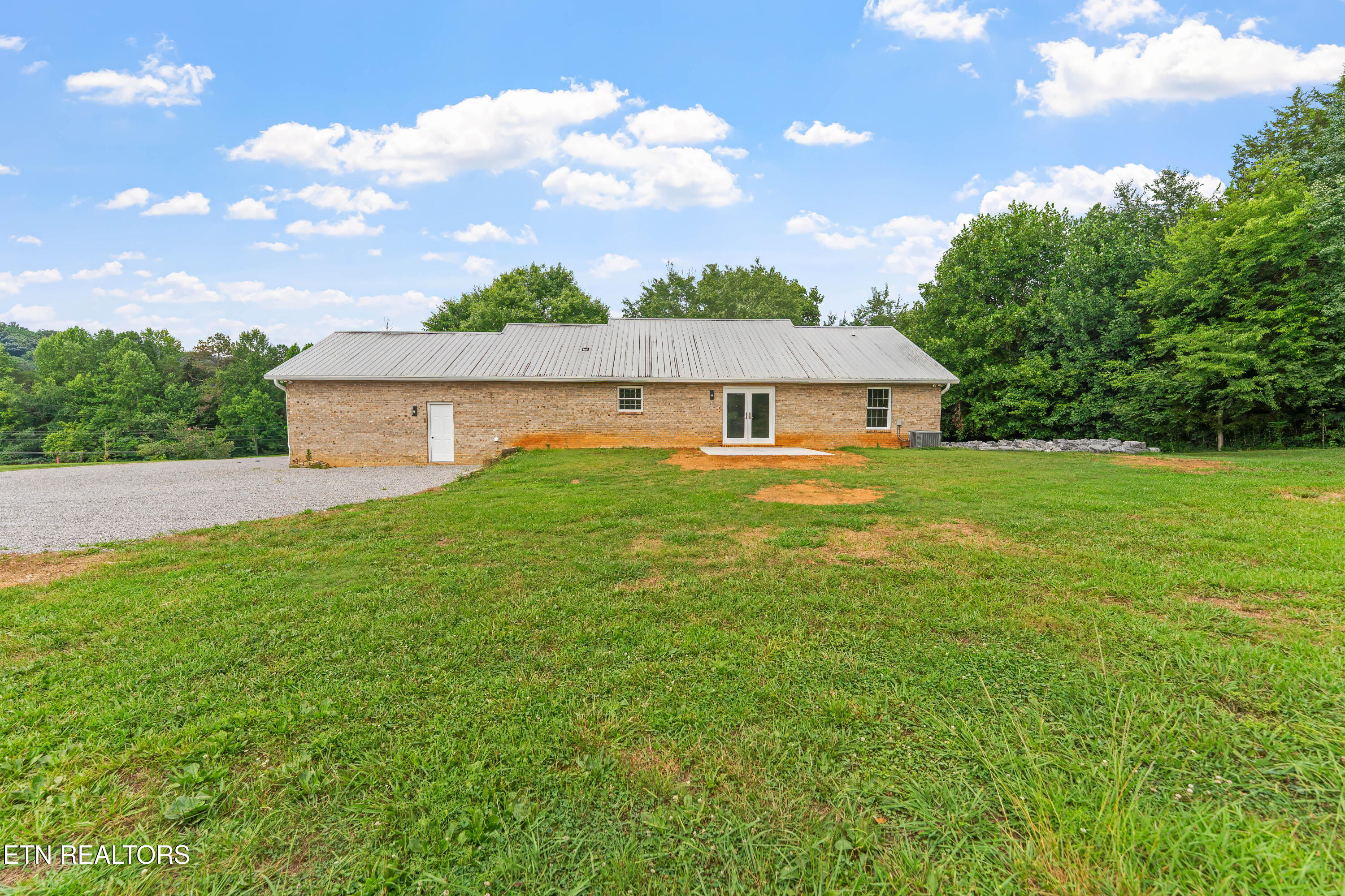 3428 Wilkinson Pike Maryville TN 37803