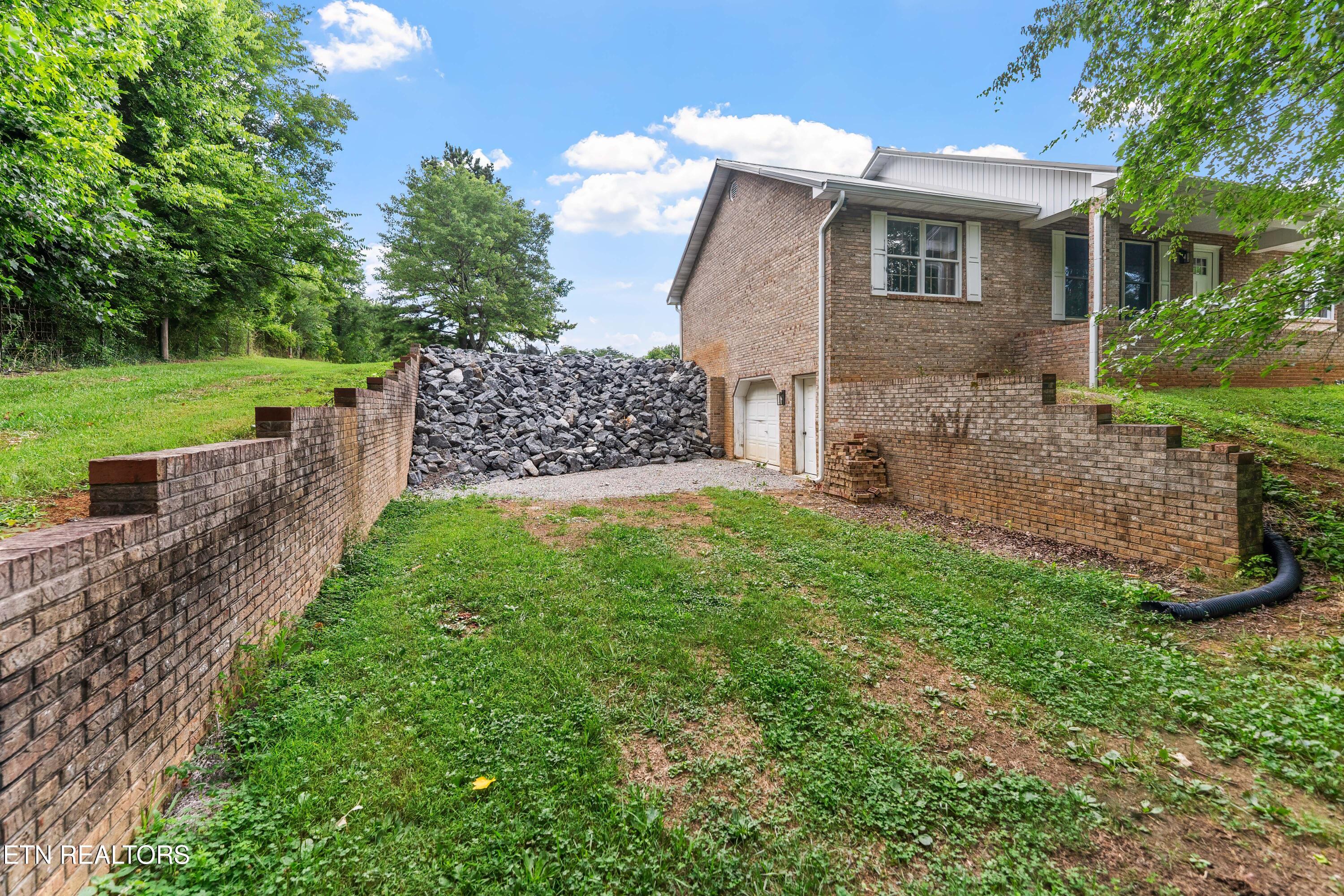 3428 Wilkinson Pike Maryville TN 37803