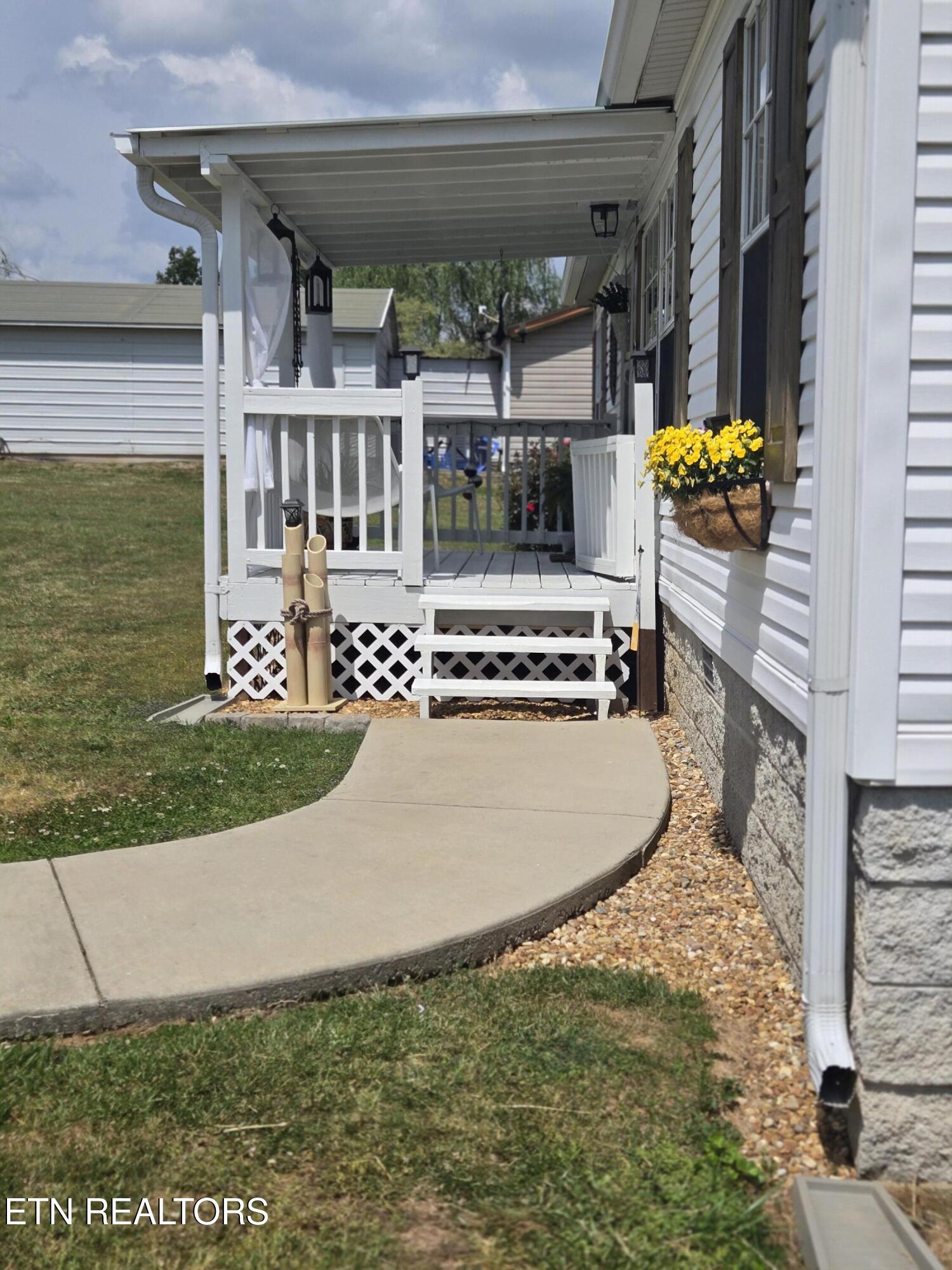 323 Delta Country Lane Livingston TN 38570