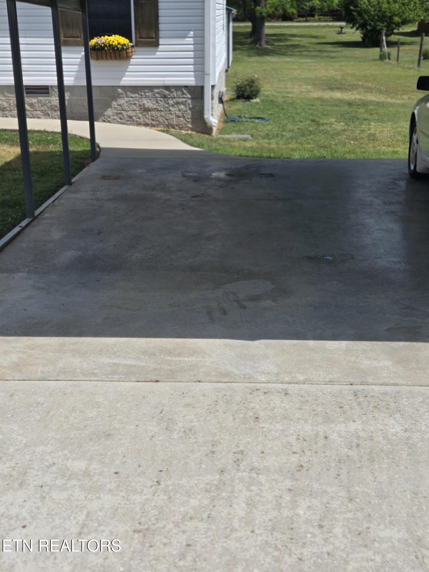 323 Delta Country Lane Livingston TN 38570