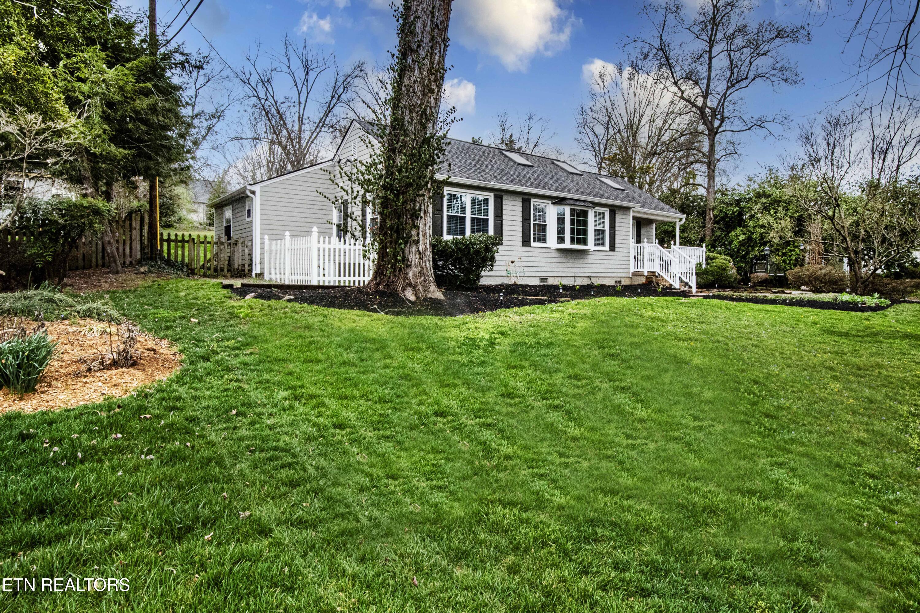 4011 Whitlow Avenue Knoxville TN 37919