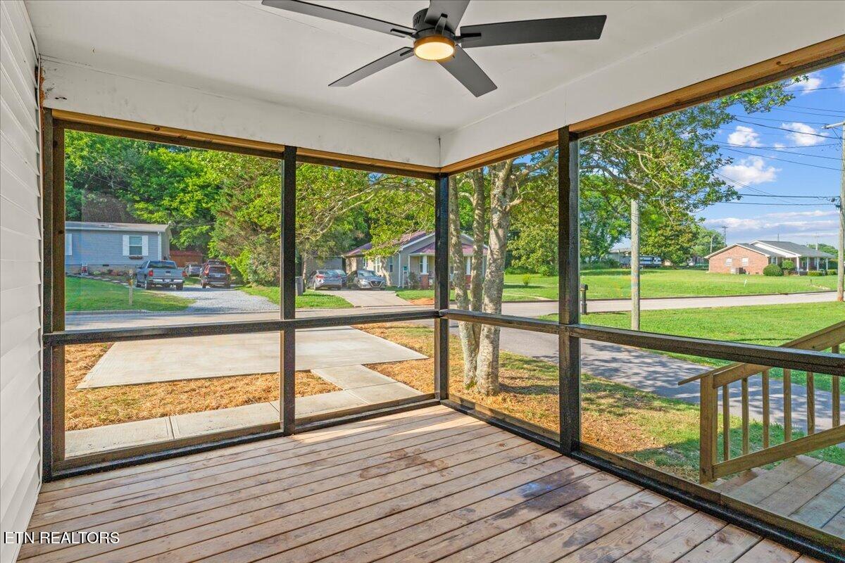 1805 Chestnut Street Sweetwater TN 37874