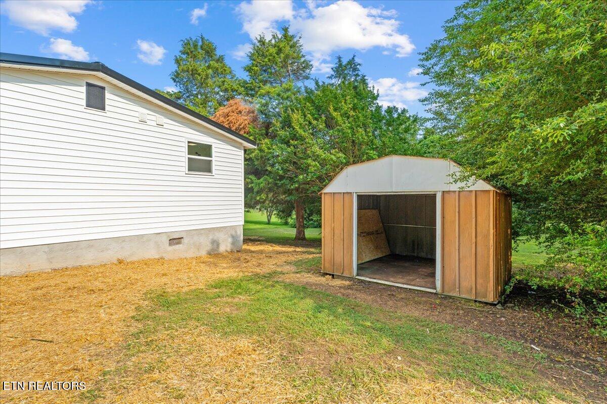 1805 Chestnut Street Sweetwater TN 37874