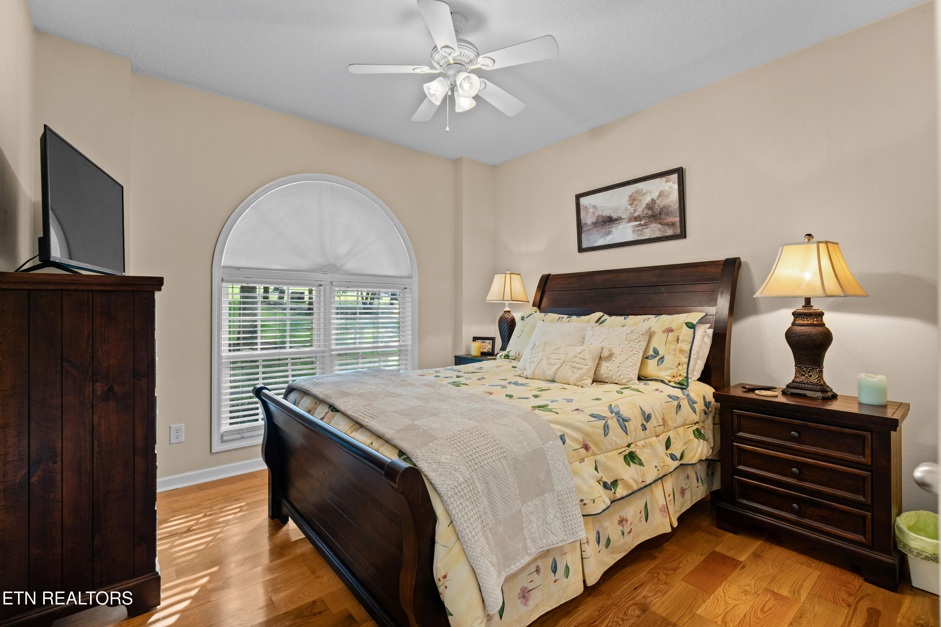328 Hansels Lea Sevierville TN 37876
