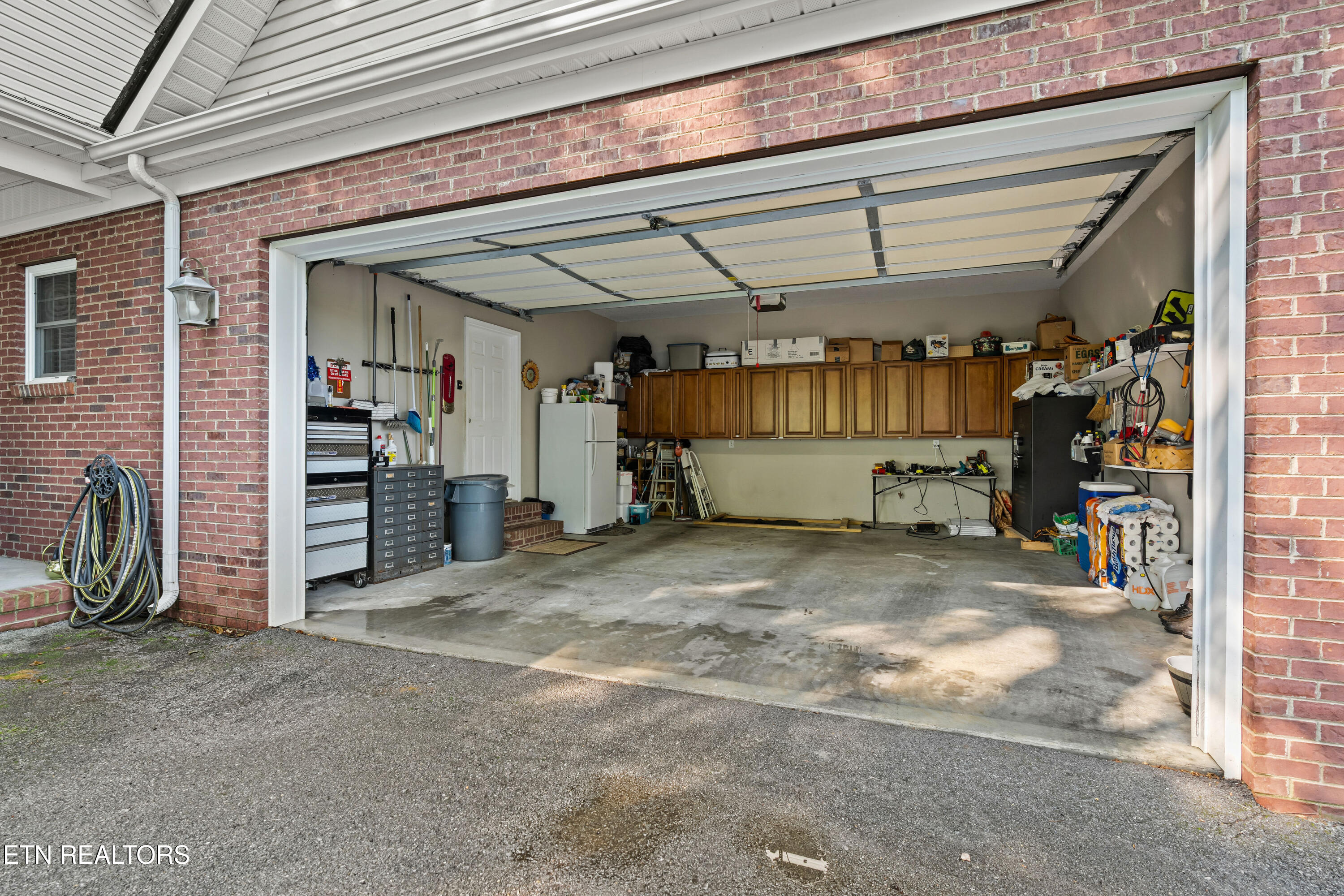 328 Hansels Lea Sevierville TN 37876