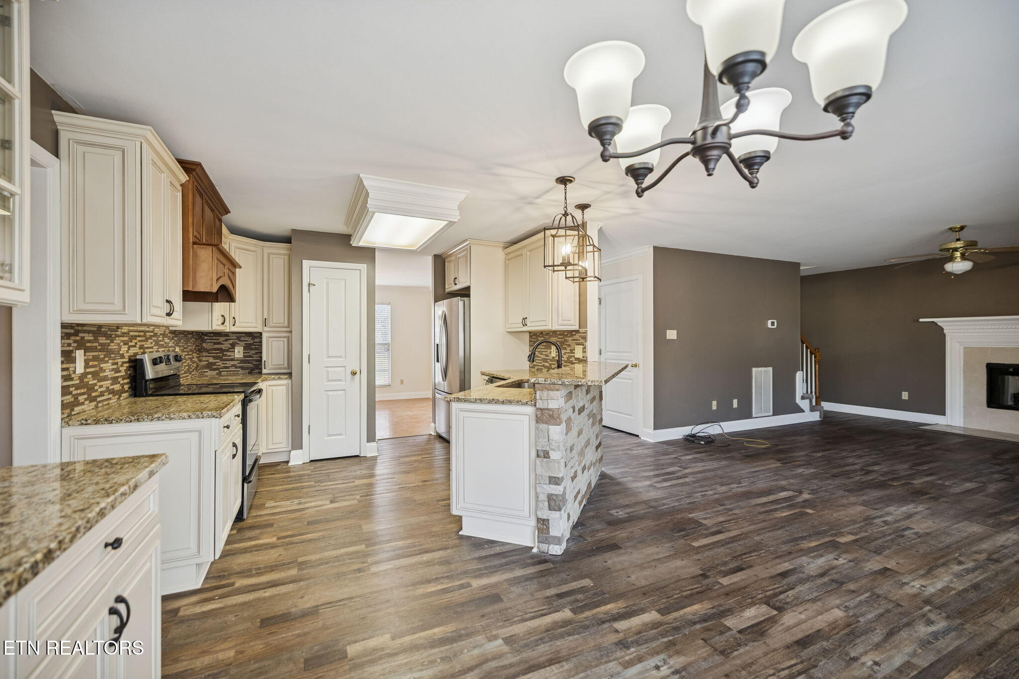 1365 Wineberry Road Powell TN 37849