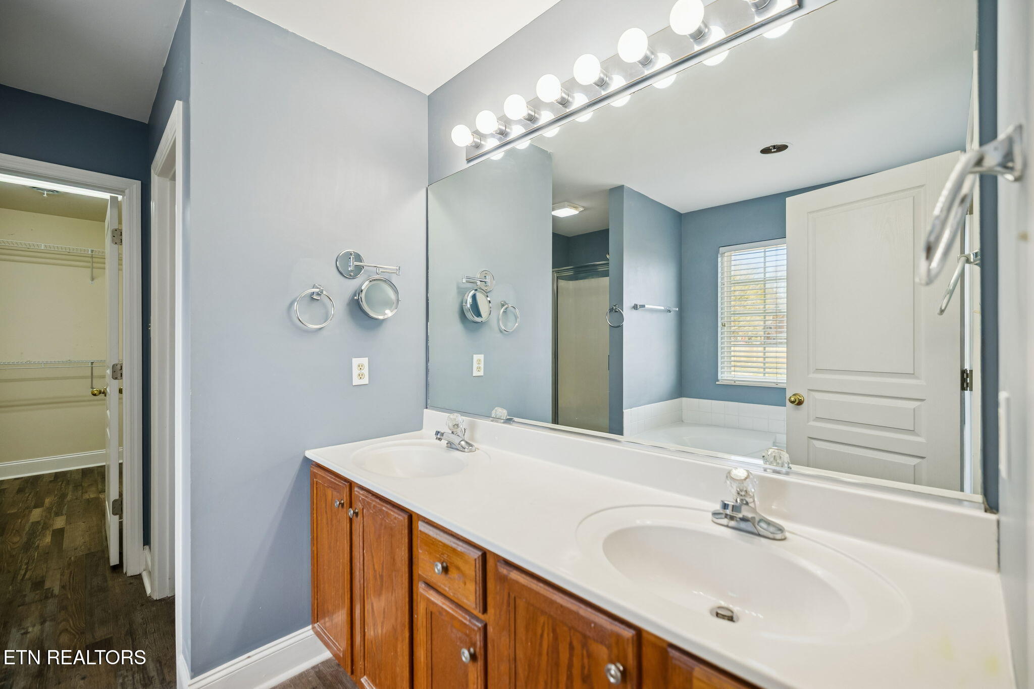 1365 Wineberry Road Powell TN 37849