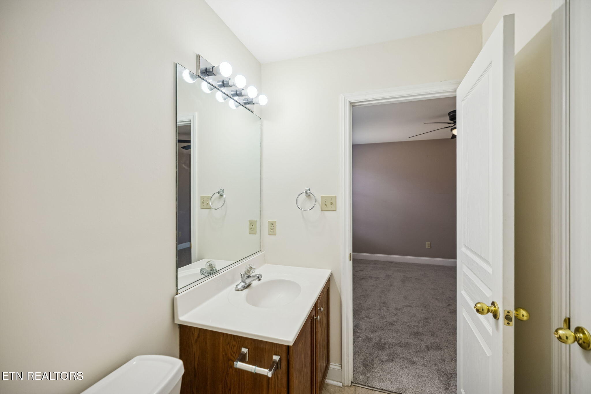 1365 Wineberry Road Powell TN 37849