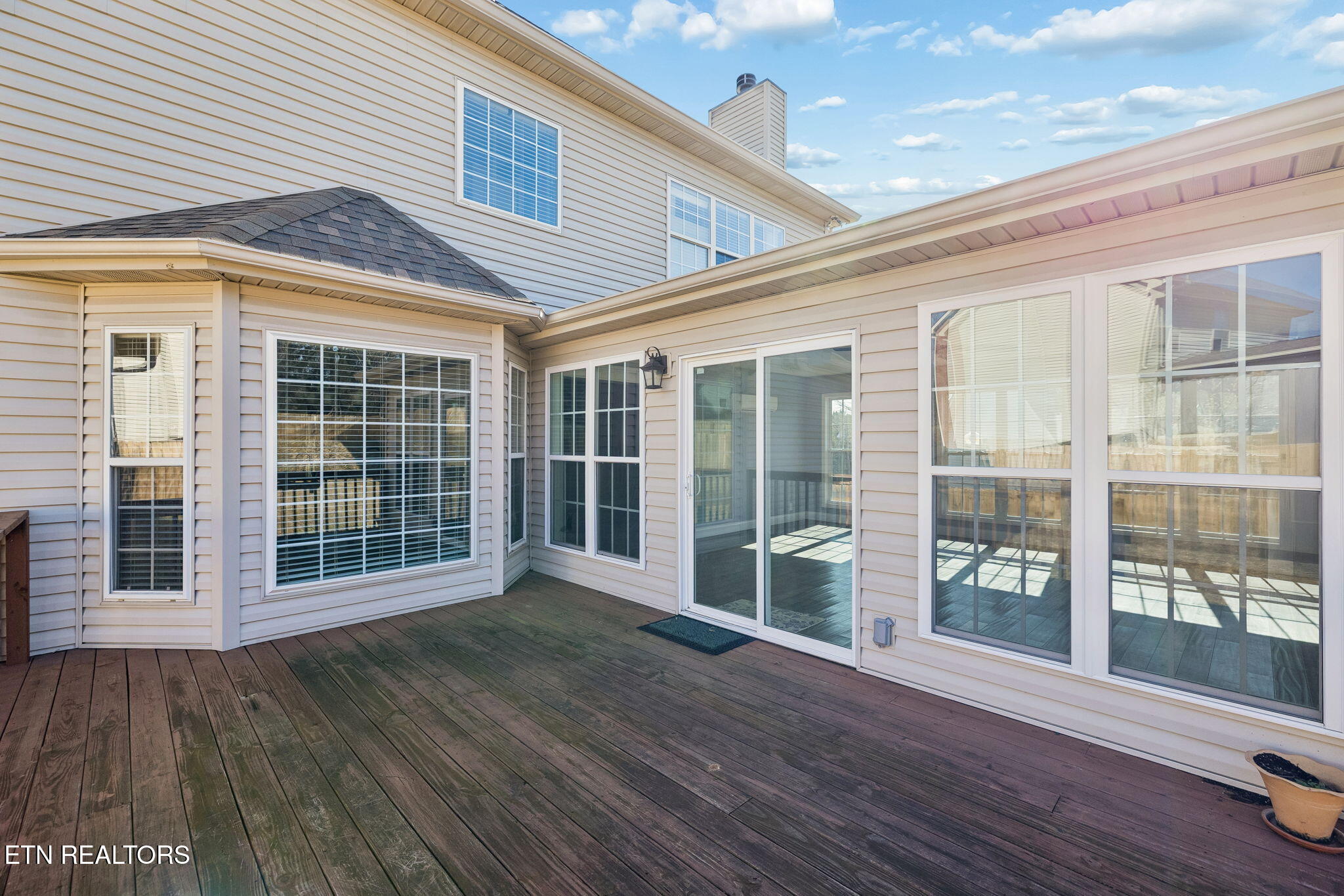 1365 Wineberry Road Powell TN 37849