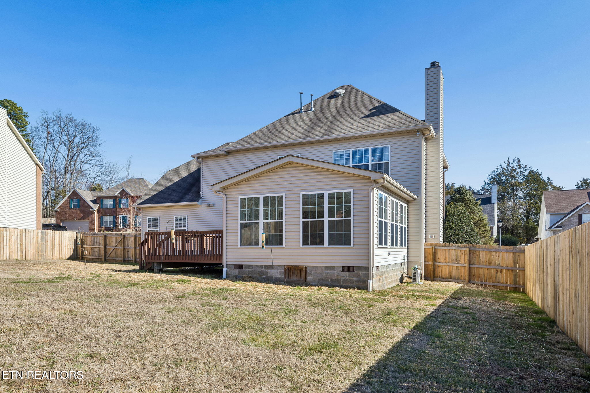 1365 Wineberry Road Powell TN 37849