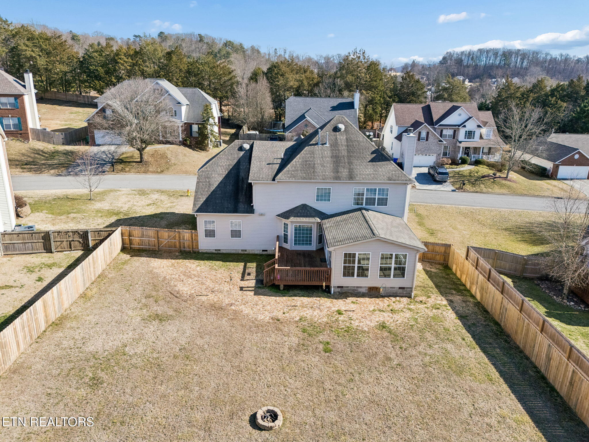 1365 Wineberry Road Powell TN 37849