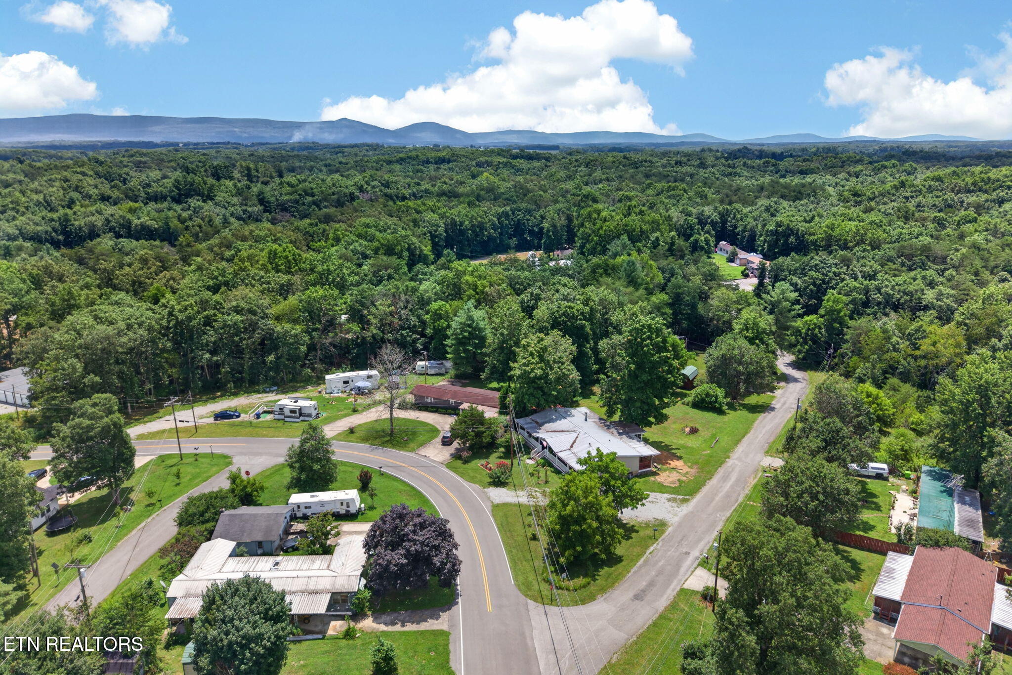 9256 Cherokee Trail Crossville TN 38572